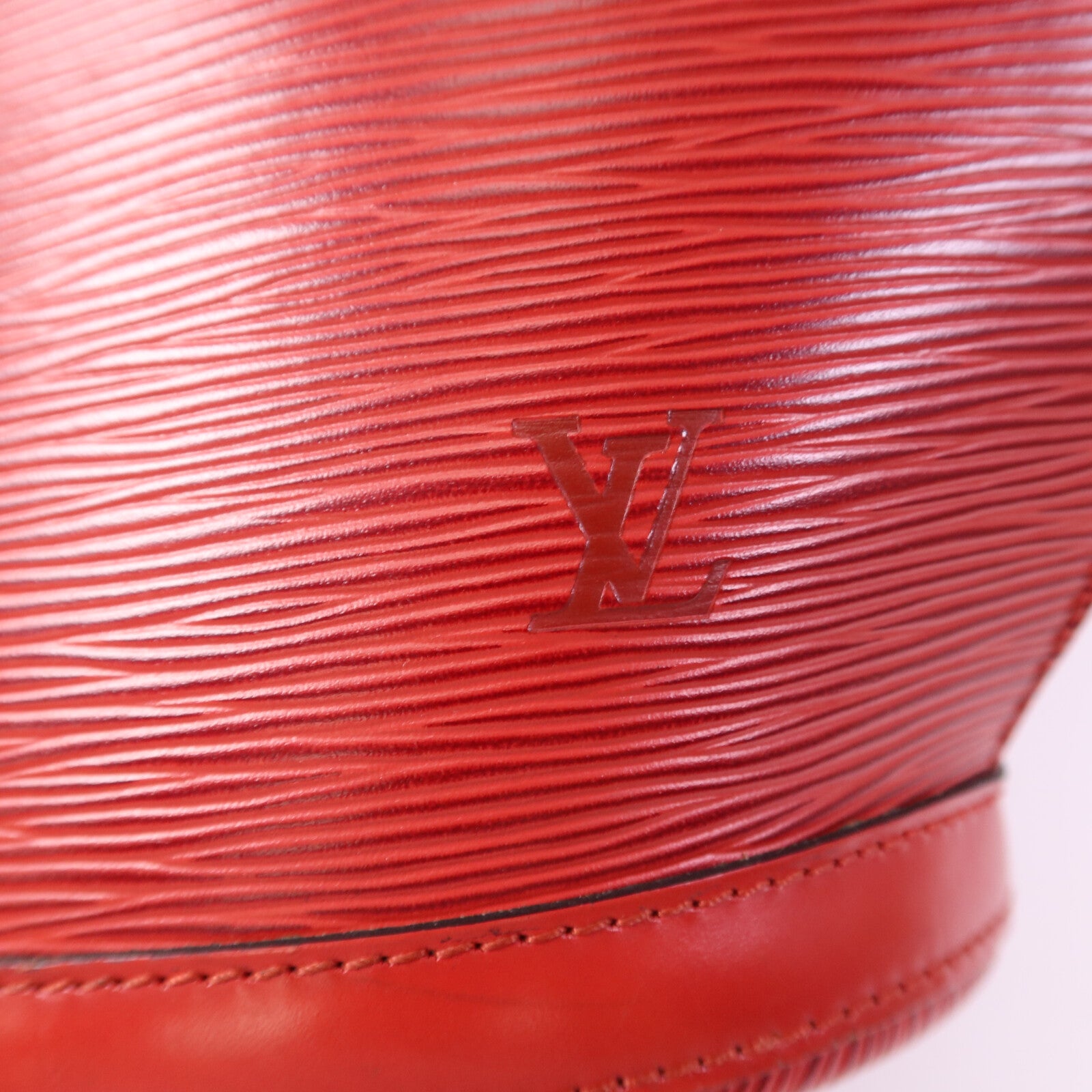 LOUIS VUITTON Epi Saint Jacques金扣肩背袋/手挽袋