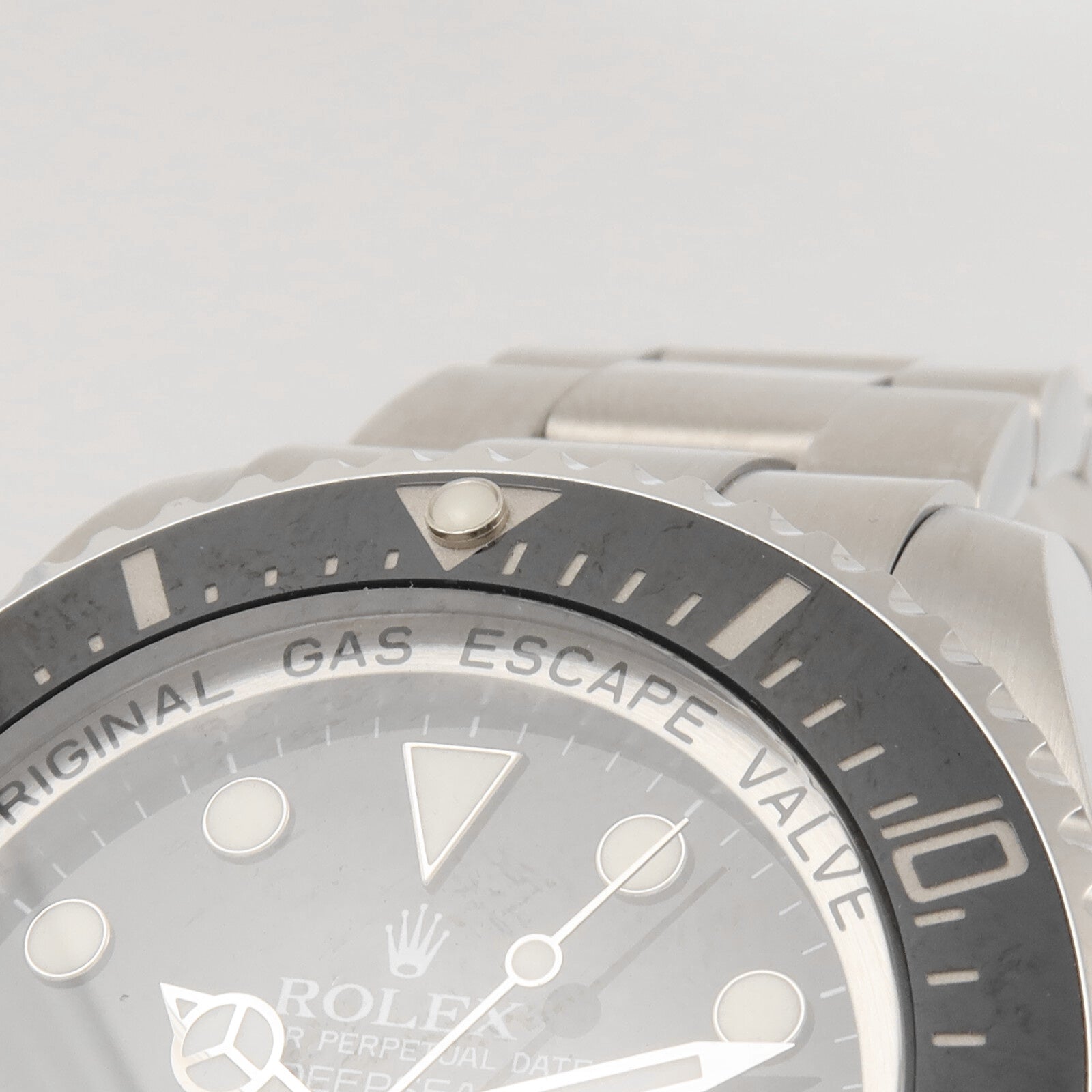 ROLEX Sea-Dweller Deepsea 116660