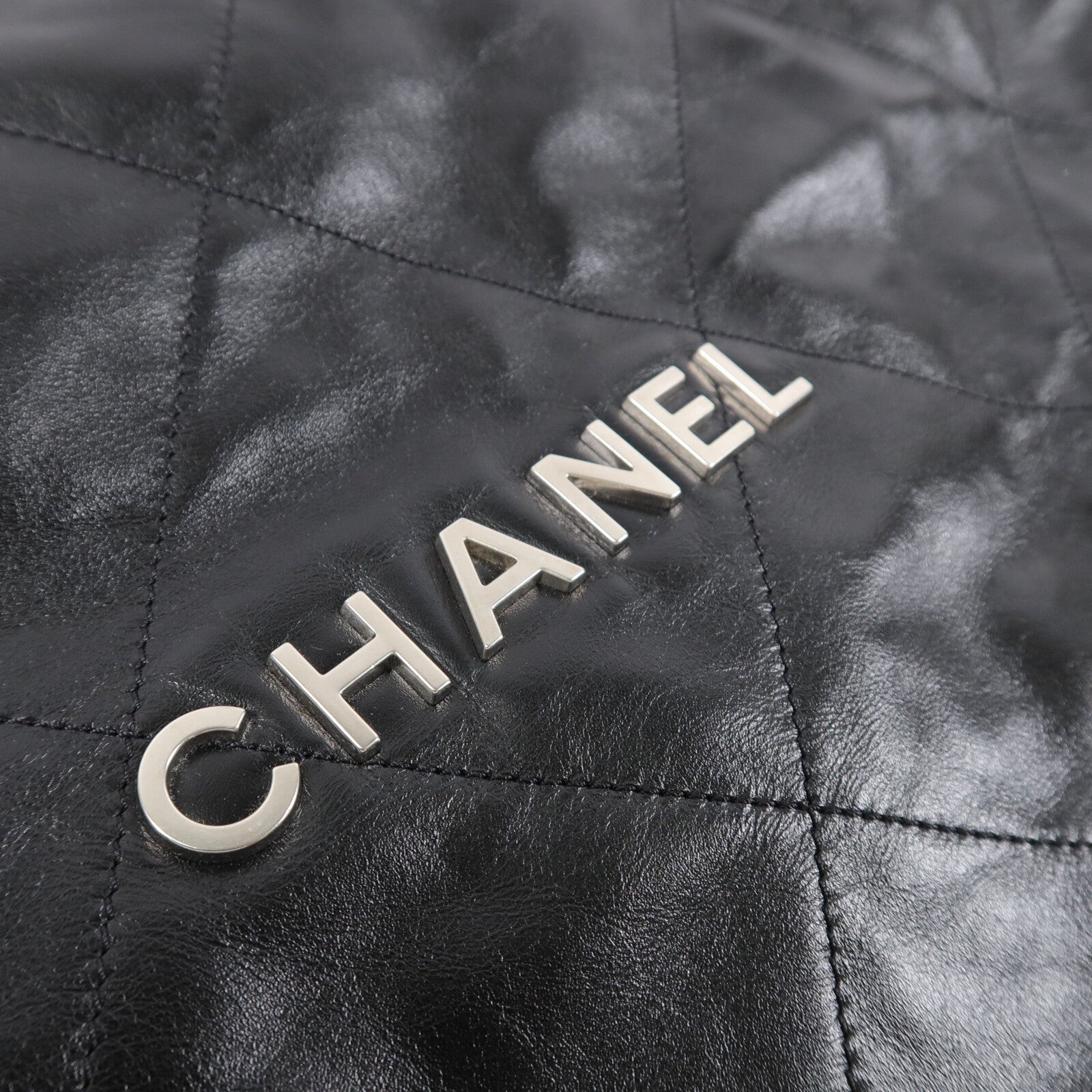 CHANEL 牛皮皮革C22 Large鏈帶肩背袋