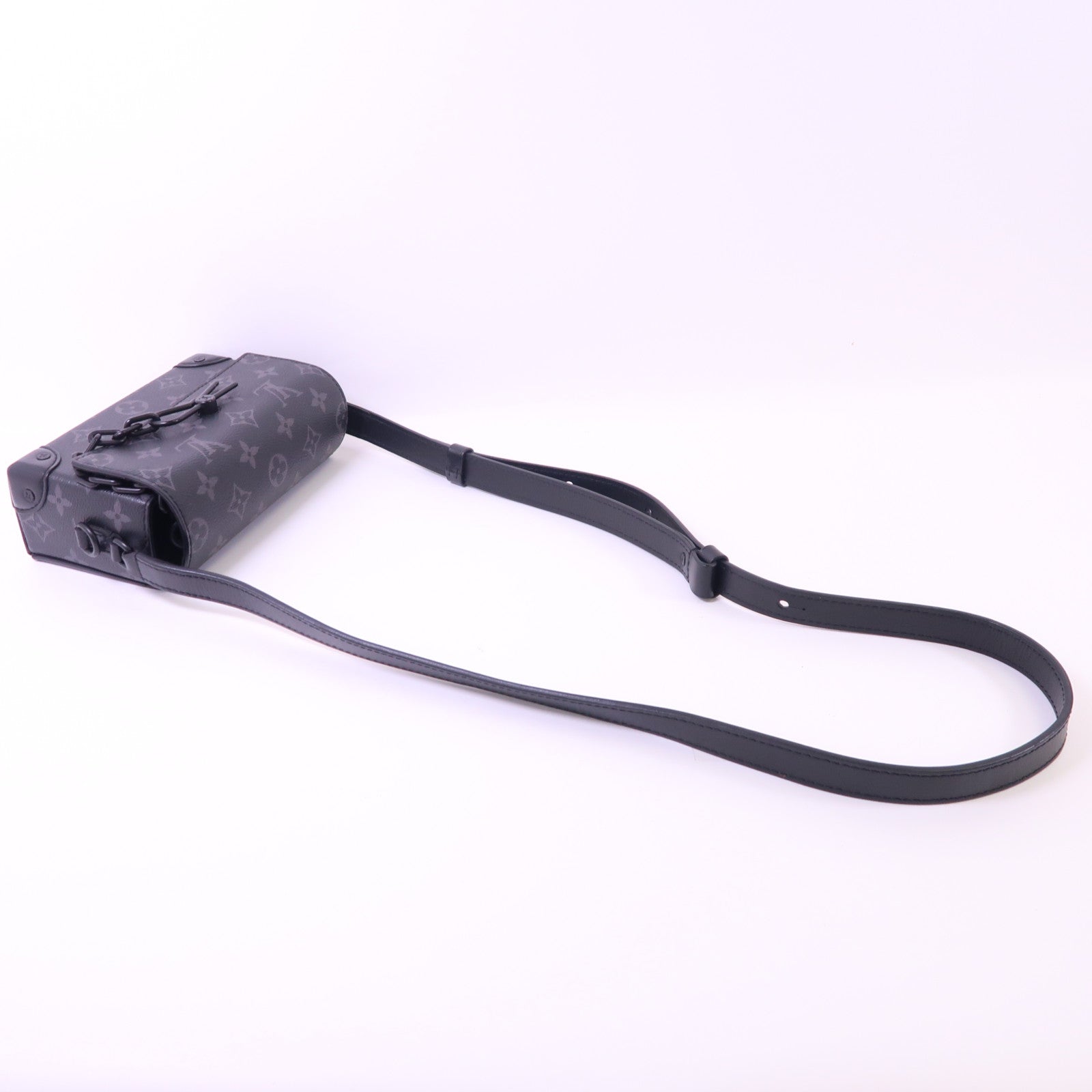 LOUIS VUITTON Monogram Eclipse Steamer Wearable Wallet肩背袋