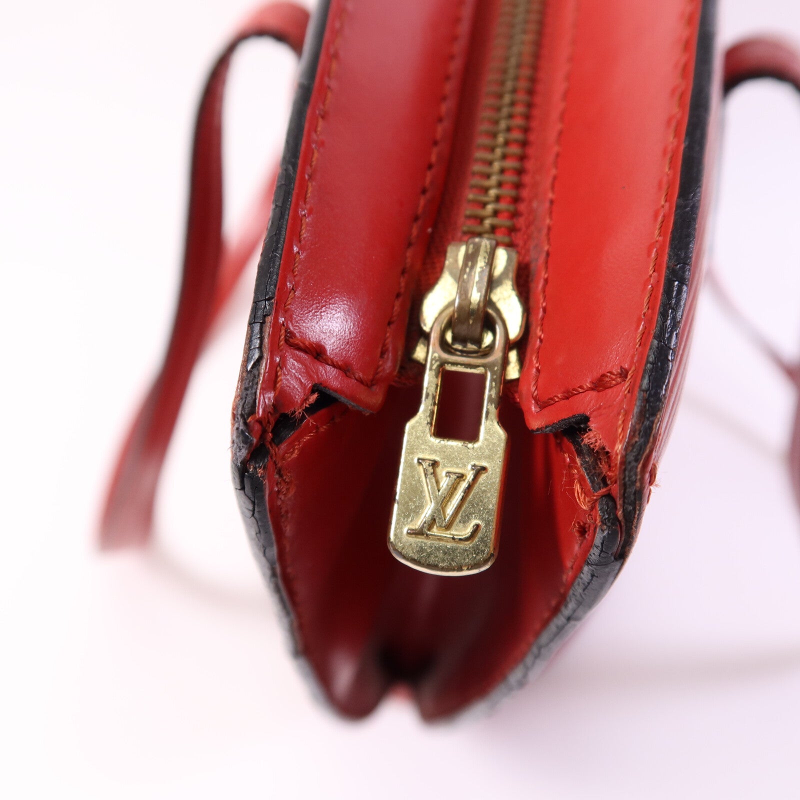 LOUIS VUITTON Epi Saint Jacques金扣肩背袋/手挽袋