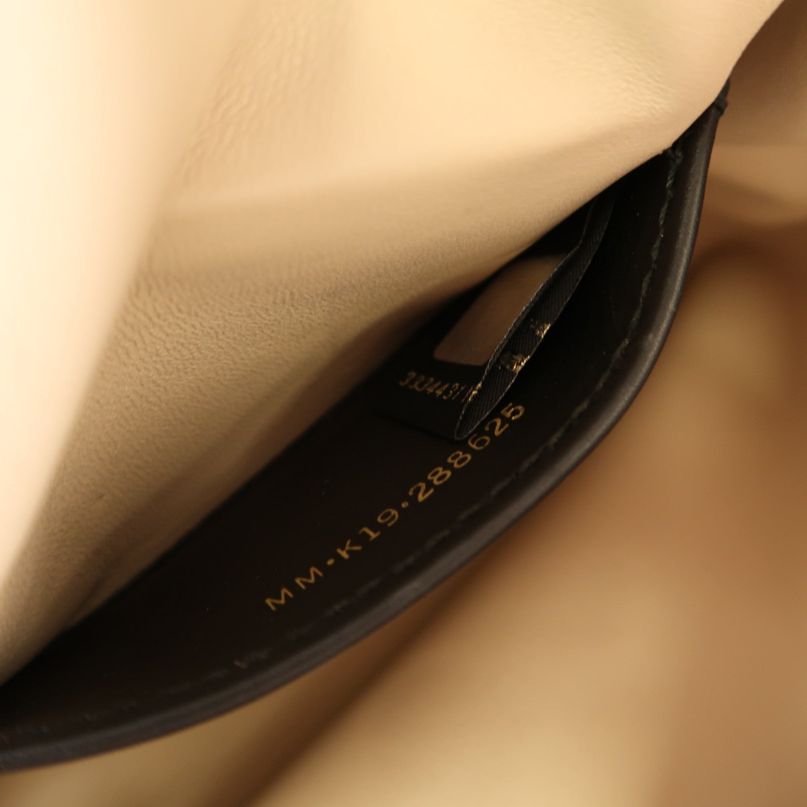 BVLGARI 牛皮皮革Chain Shoulder金扣鏈帶肩背袋黑色
