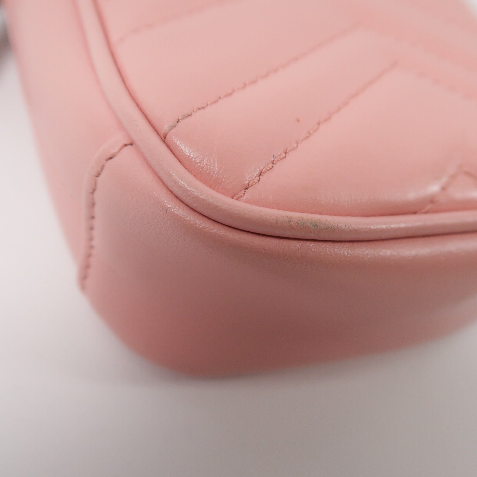 GUCCI 牛皮皮革GG Marmont Mini鏈帶肩背袋