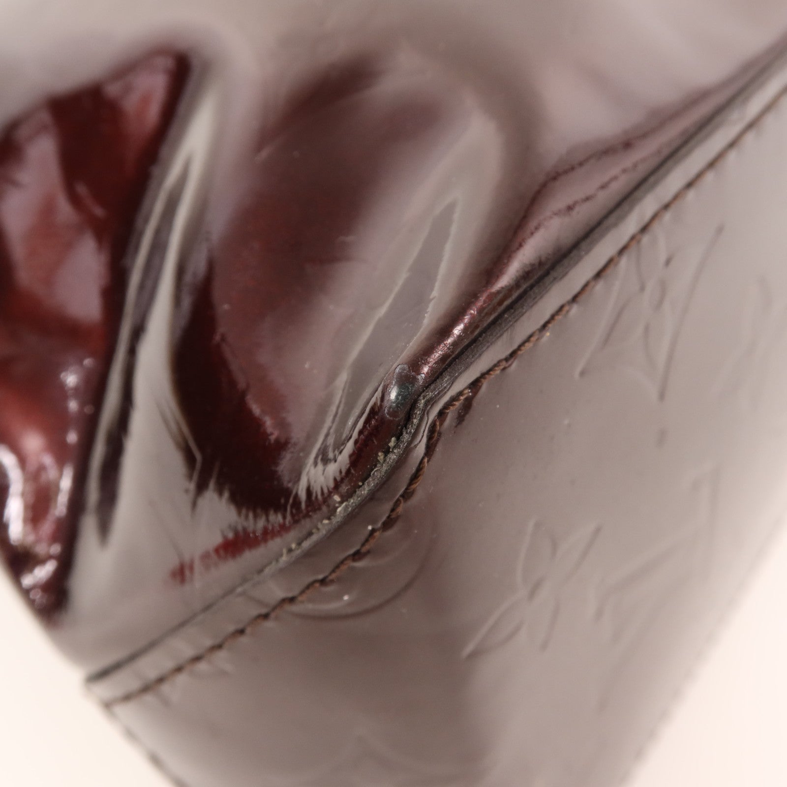 LOUIS VUITTON Monogram Vernis Reade PM金扣手挽袋