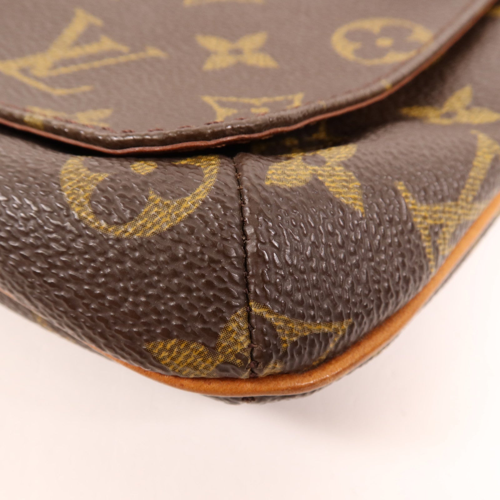 LOUIS VUITTON Monogram Musette Salsa金扣肩背袋