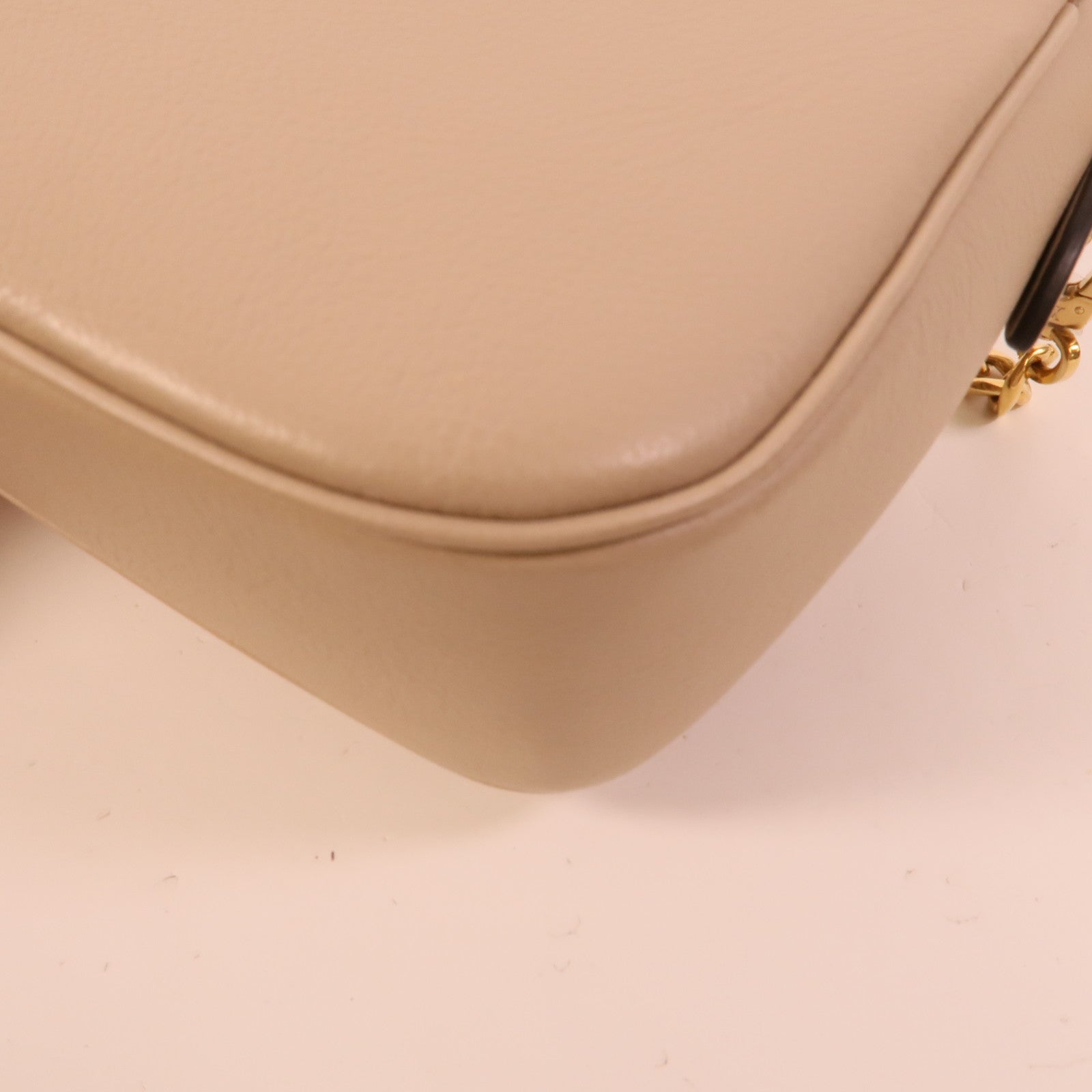 LOUIS VUITTON 牛皮皮革Lockme Tender金扣手挽肩背兩用袋