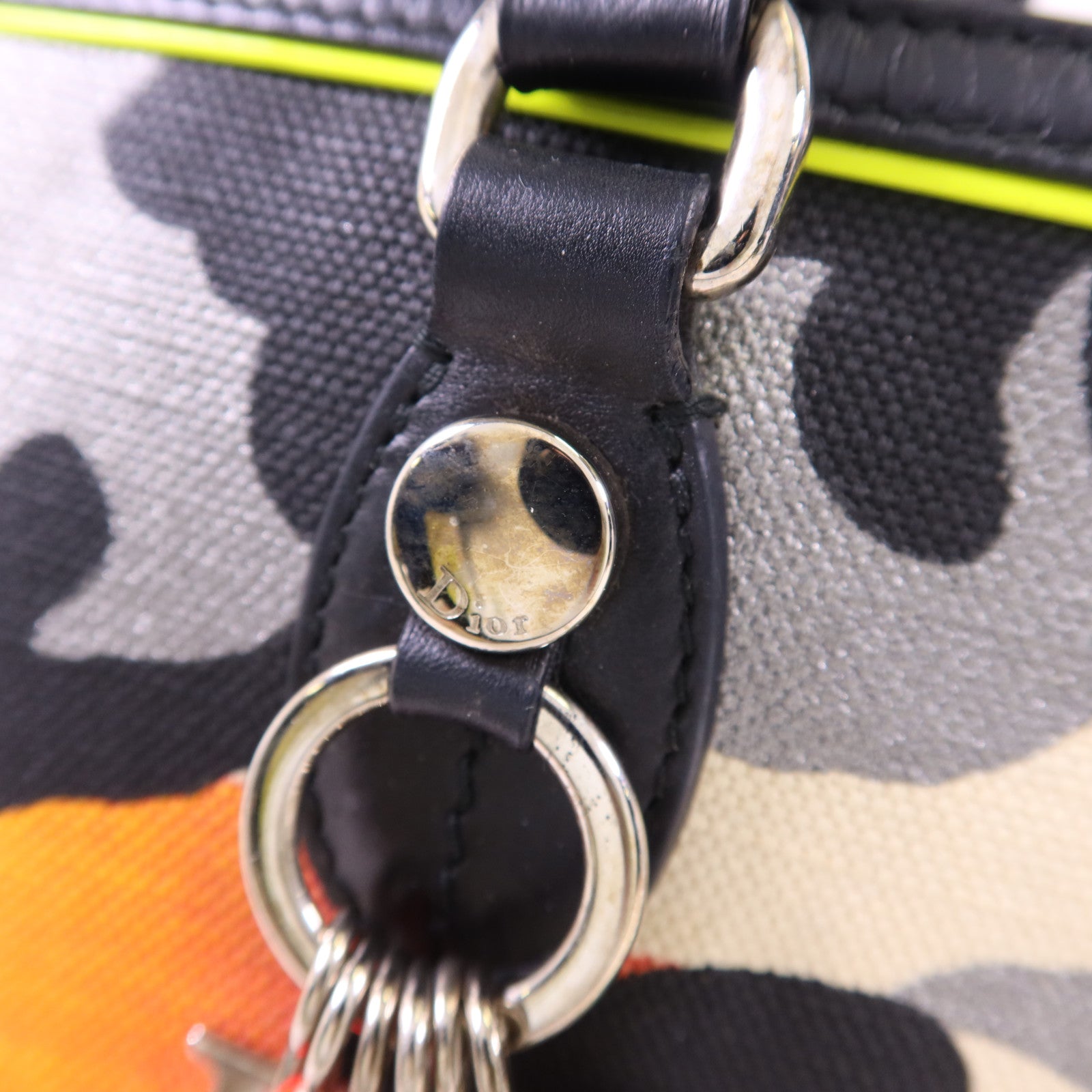 Dior 帆布Dior X Anselm Reyle銀扣肩背袋