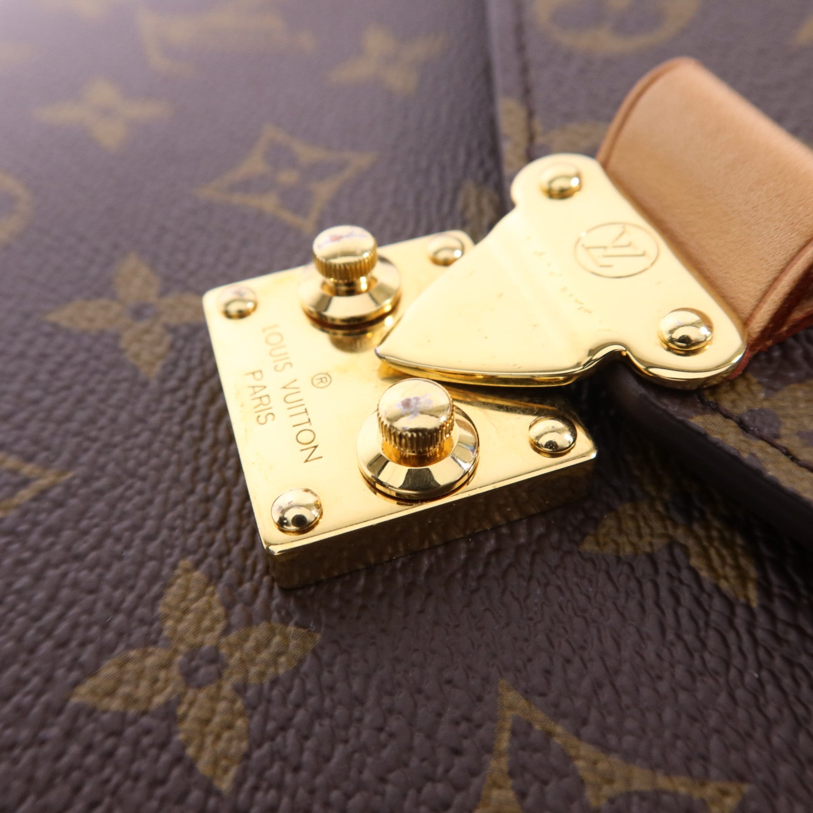 LOUIS VUITTON Monogram Pochette Metis MM金扣手挽肩背兩用袋