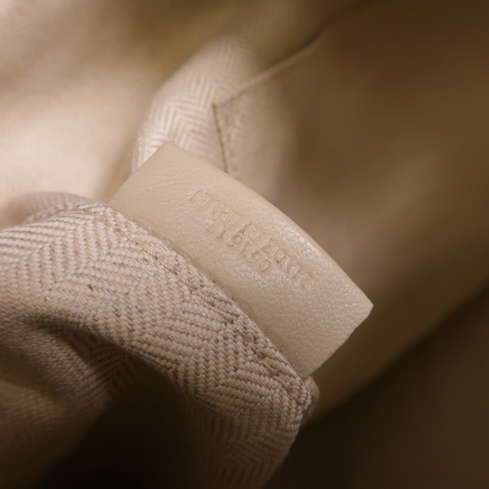 LOEWE 牛皮皮革Puzzle手挽肩背兩用袋