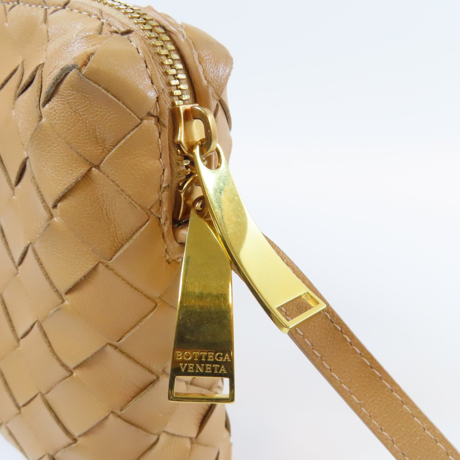 BOTTEGA VENETA 織紋皮革Shoulder Bag金扣肩背袋米色