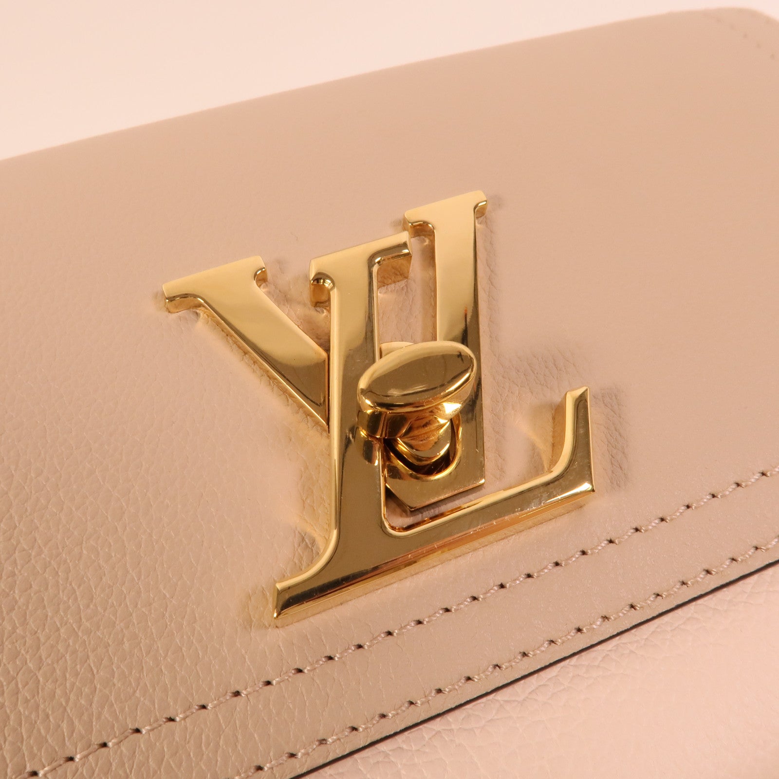 LOUIS VUITTON 牛皮皮革Lockme Tender金扣手挽肩背兩用袋