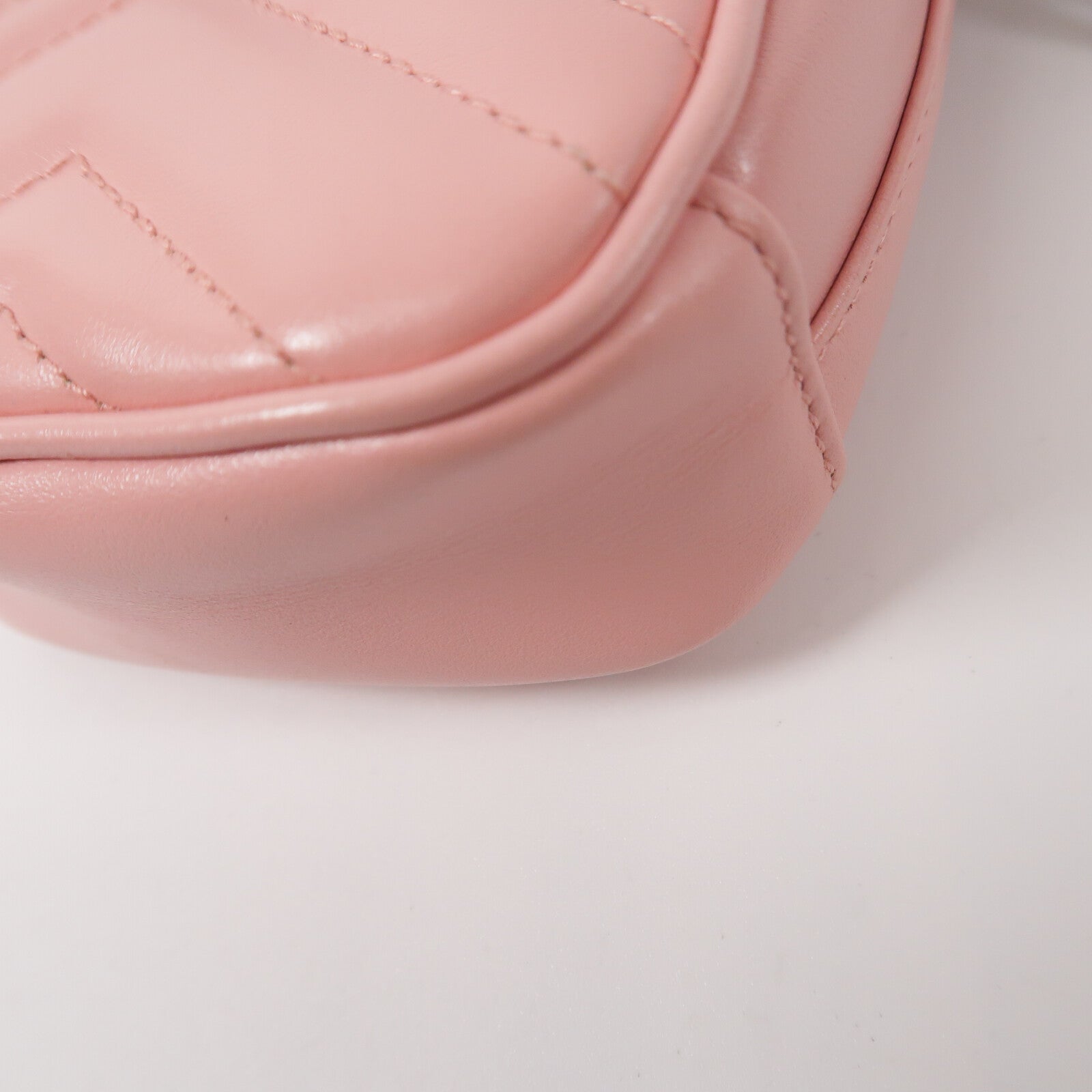 GUCCI 牛皮皮革GG Marmont Mini鏈帶肩背袋