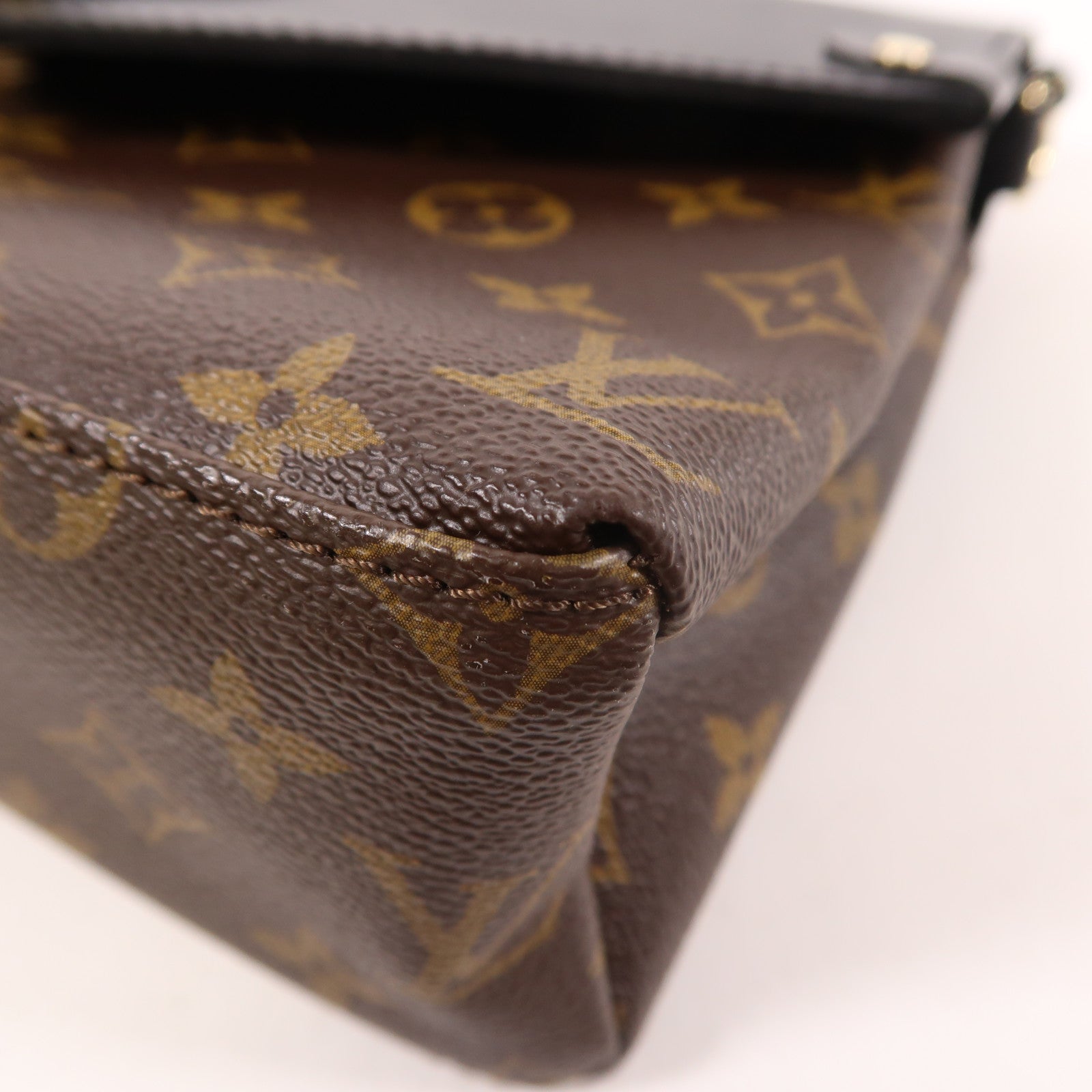 LOUIS VUITTON Monogram/Epi Saint Michel金扣肩背袋