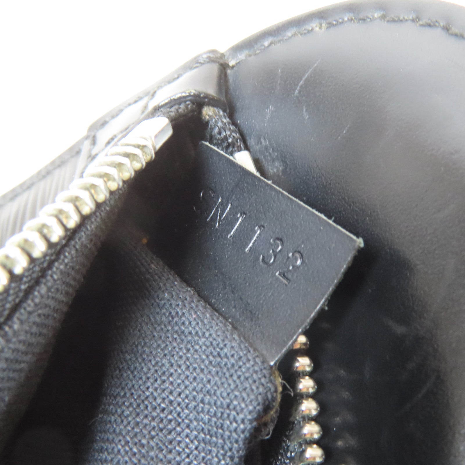 LOUIS VUITTON 【激減優惠】Epi Osh Clutch Bag銀扣手拿包黑色