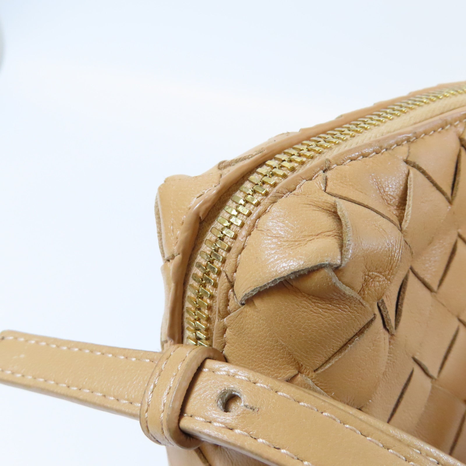 BOTTEGA VENETA 織紋皮革Shoulder Bag金扣肩背袋米色