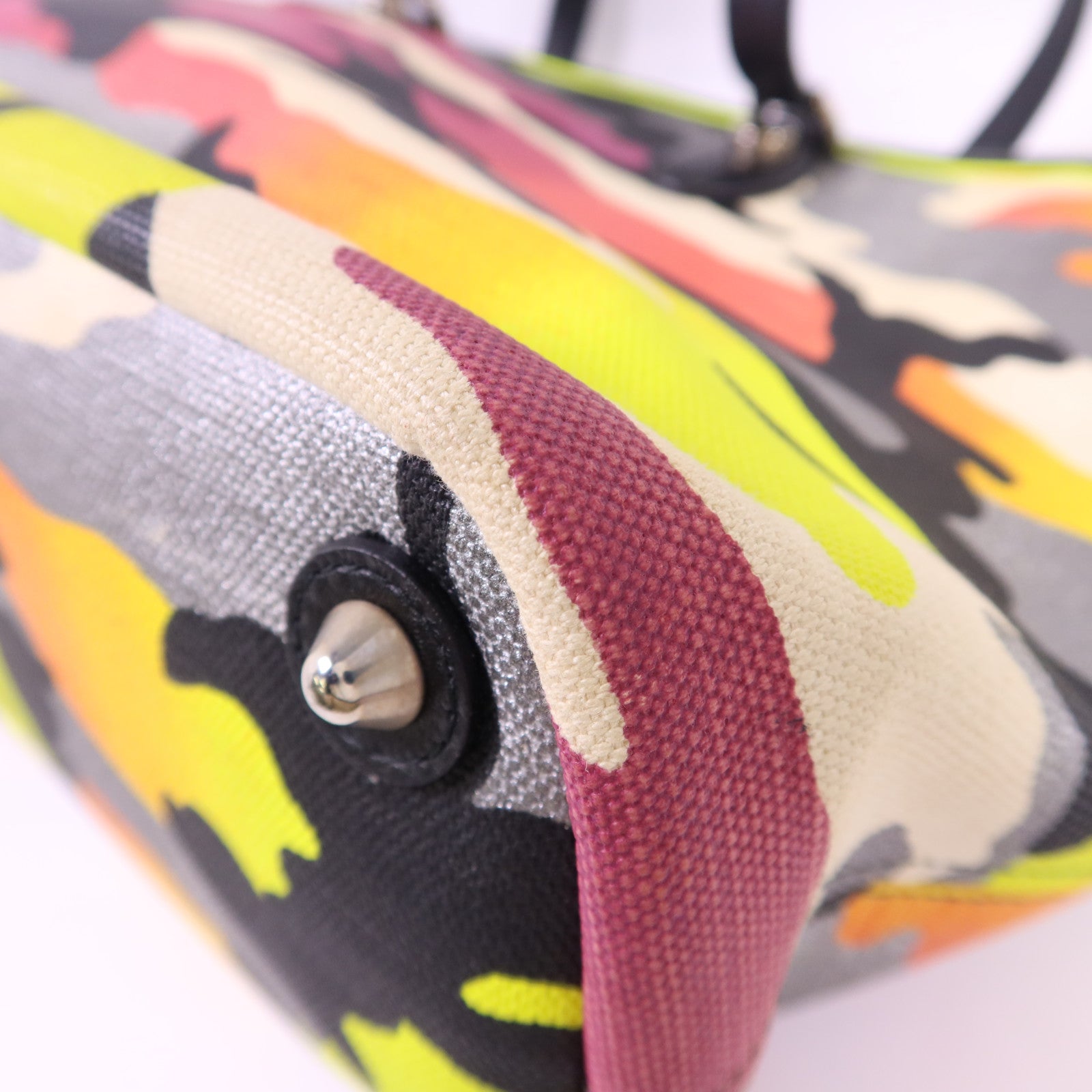 Dior 帆布Dior X Anselm Reyle銀扣肩背袋