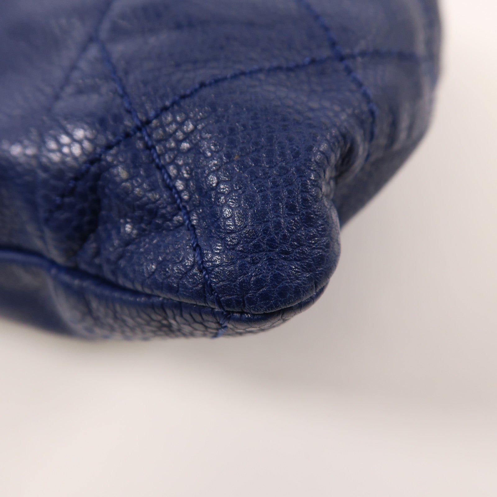 CHANEL 牛皮皮革Chain Shoulder銀扣鏈帶肩背袋