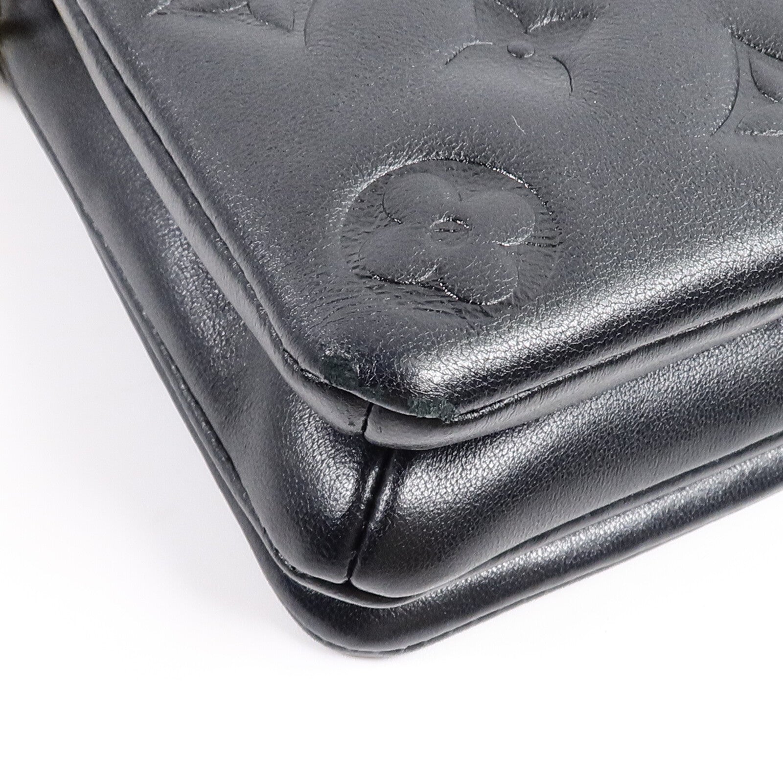 LOUIS VUITTON Monogram Lambskin Pochette Coussin鏈帶肩背袋