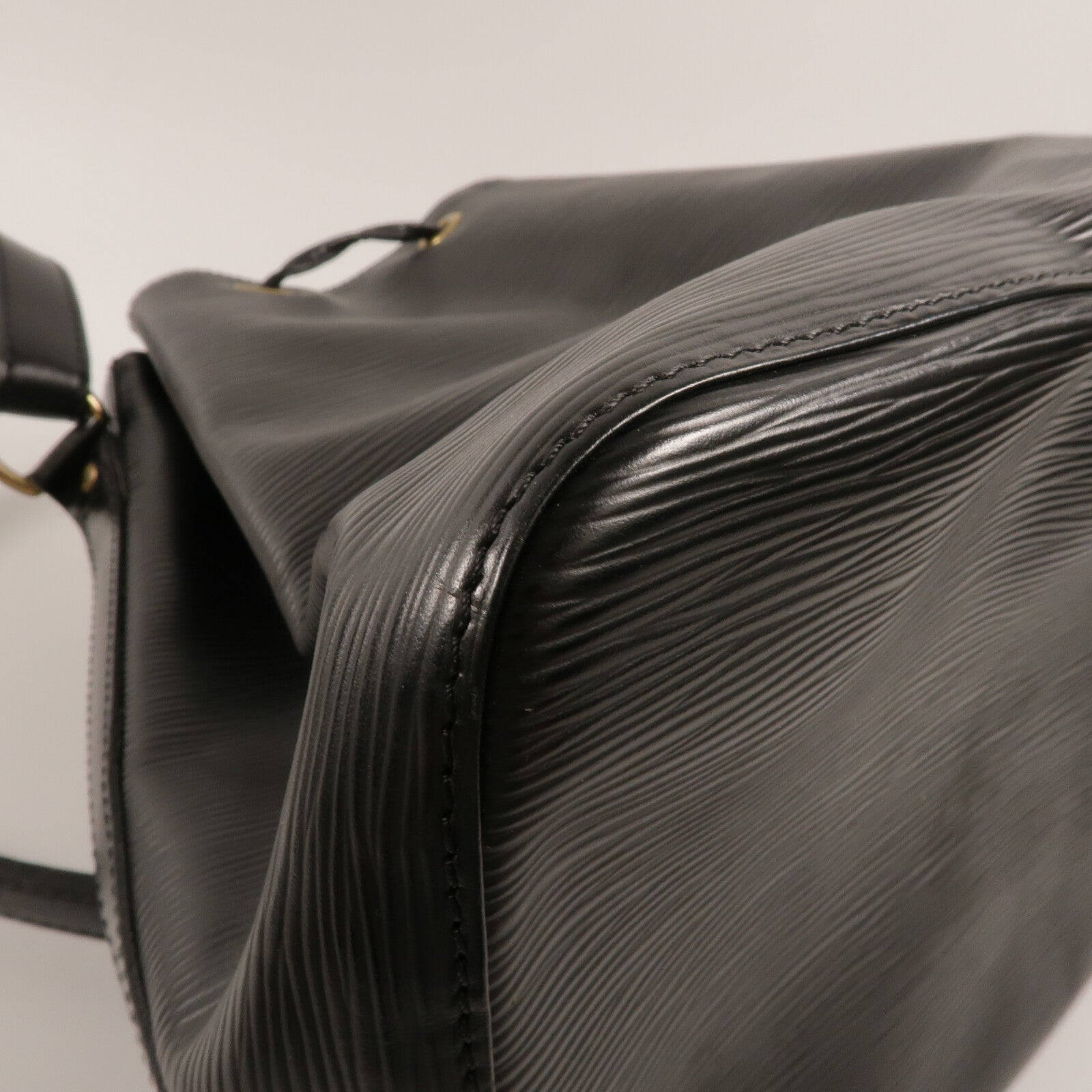 LOUIS VUITTON Epi Noe肩背袋