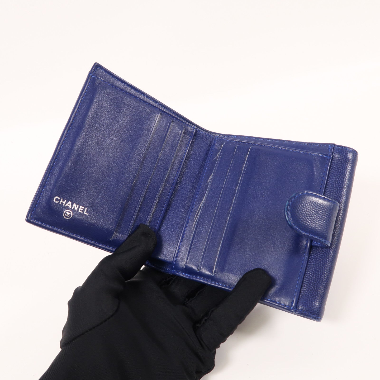 CHANEL 【激減優惠】牛皮皮革Wallet銀扣錢包