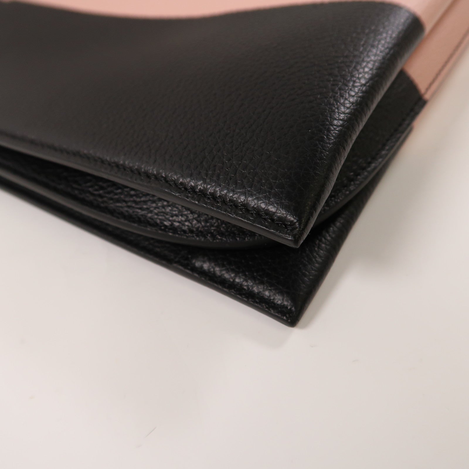 Salvatore Ferragamo 牛皮皮革Shoulder Bag金扣手挽肩背兩用袋粉紅色/黑色