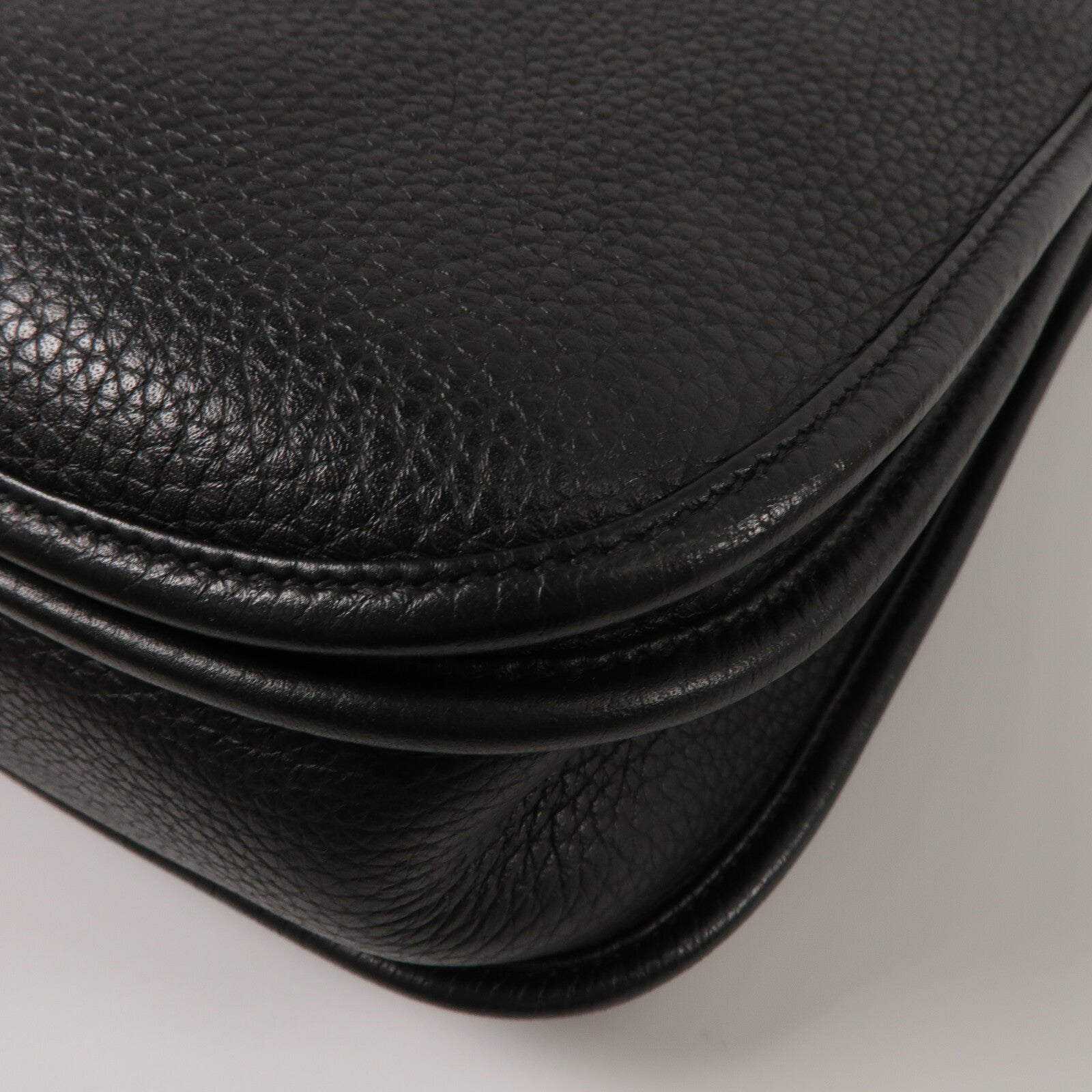HERMES Clemence皮革Evelyne PM肩背袋Noir