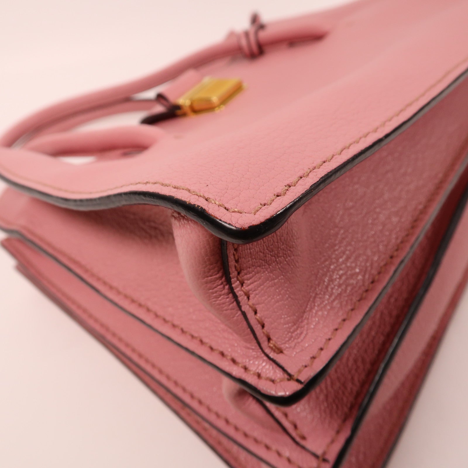 Miu Miu 牛皮皮革Madras金扣手挽肩背兩用袋粉紅色