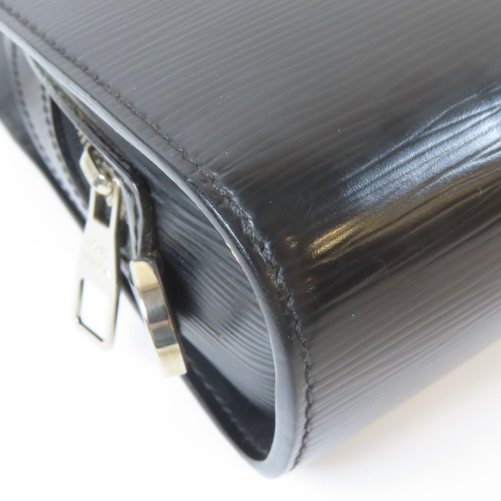 LOUIS VUITTON 【激減優惠】Epi Osh Clutch Bag銀扣手拿包黑色