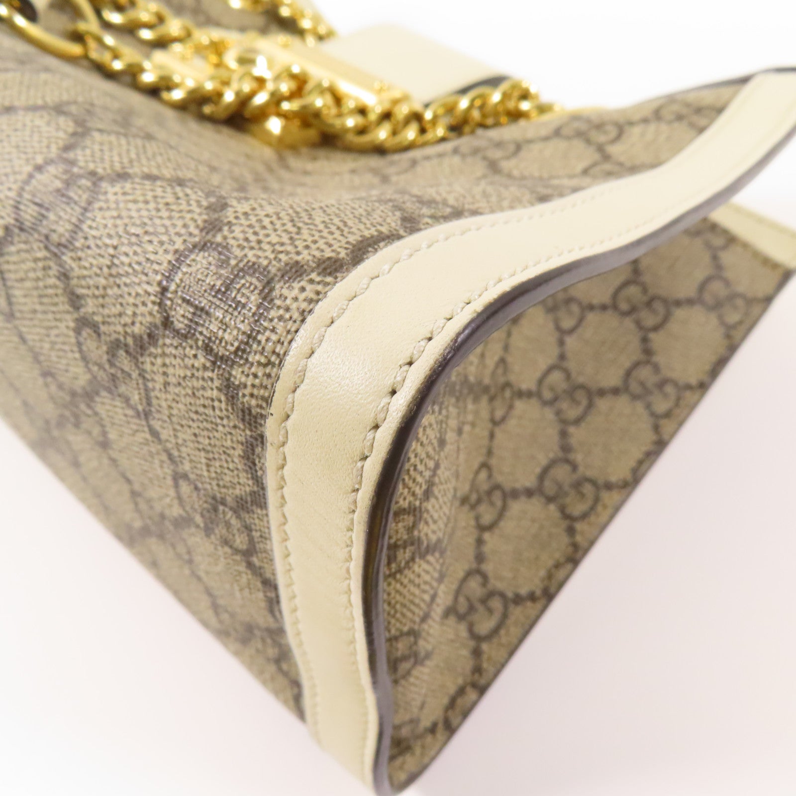 GUCCI 塗層帆布Padlock金扣肩背袋