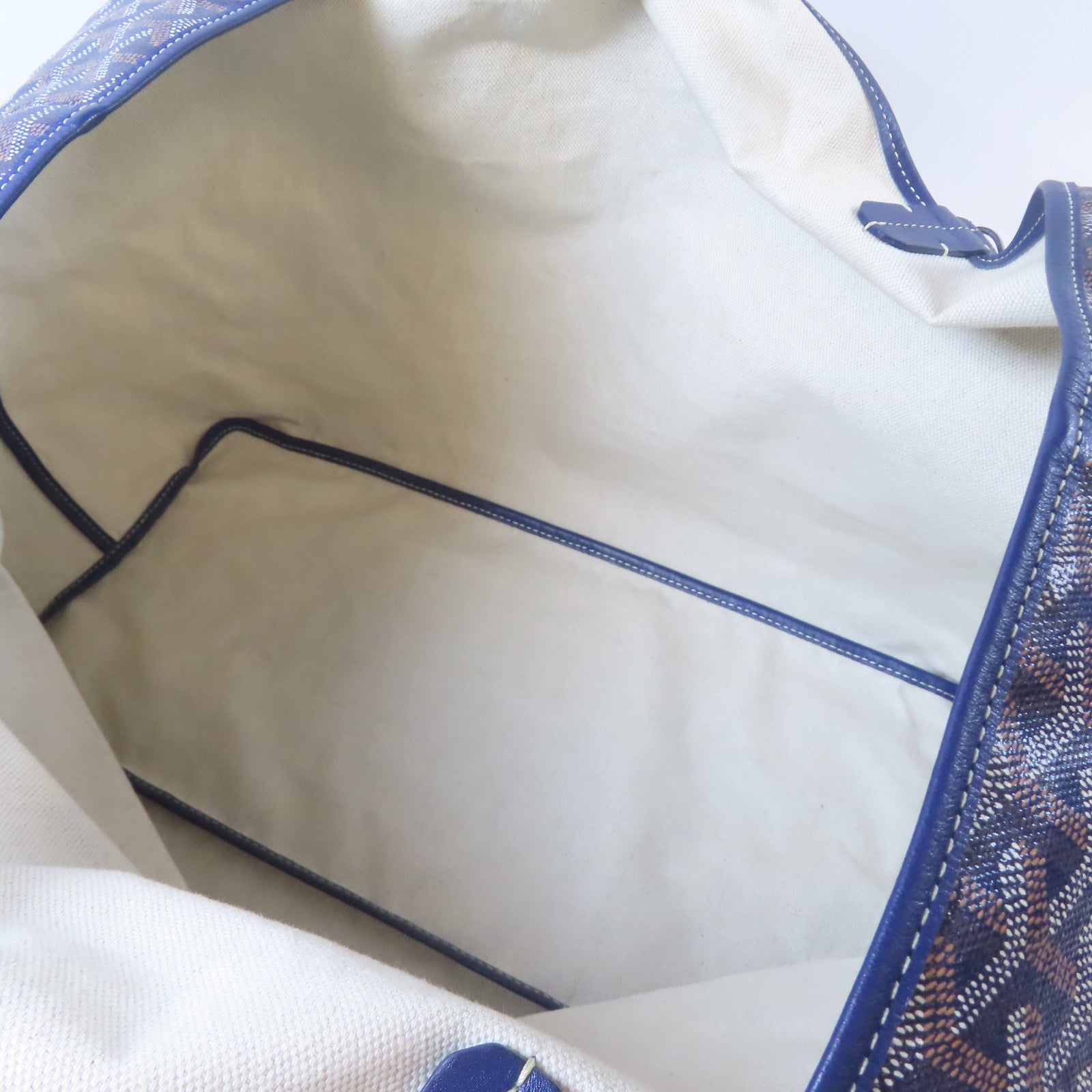 GOYARD 塗層帆布Ama Louis GM銀扣肩背袋深藍色