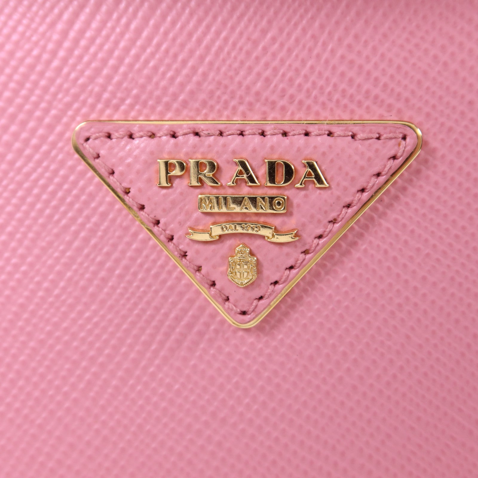 PRADA Saffiano皮革Matinee金扣手挽肩背兩用袋