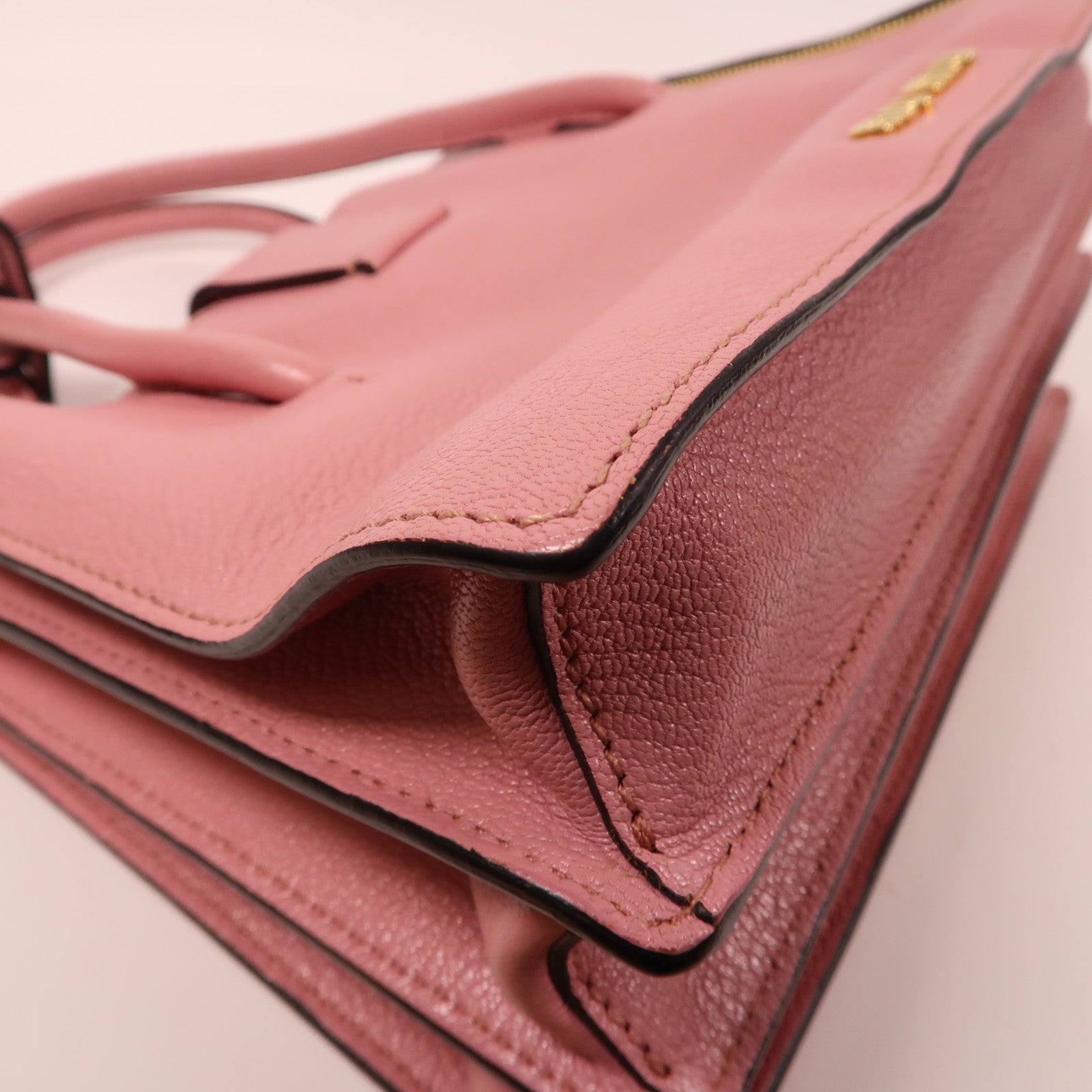 Miu Miu 牛皮皮革Madras金扣手挽肩背兩用袋粉紅色