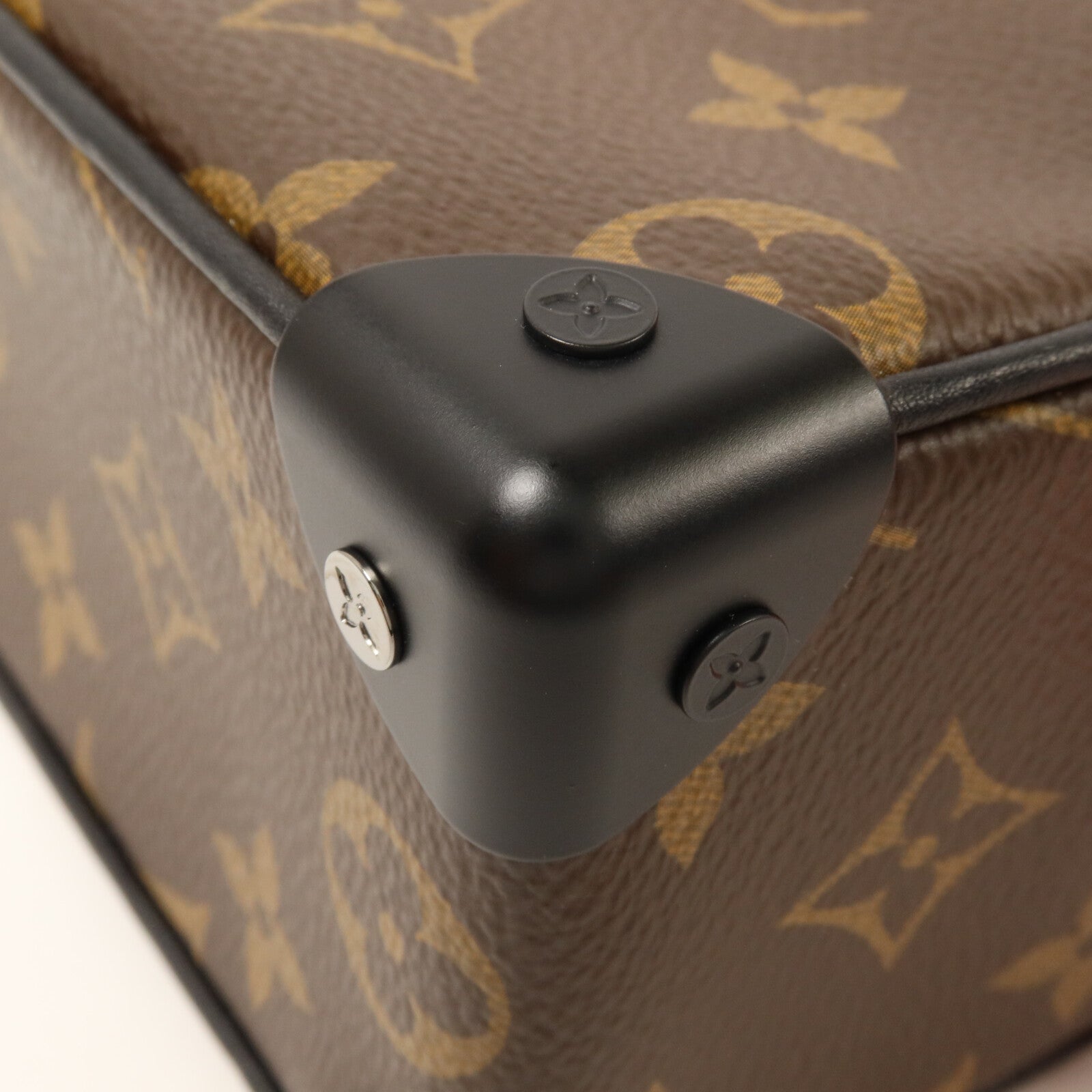 LOUIS VUITTON Monogram Solar Ray Mini Soft Trunk肩背袋