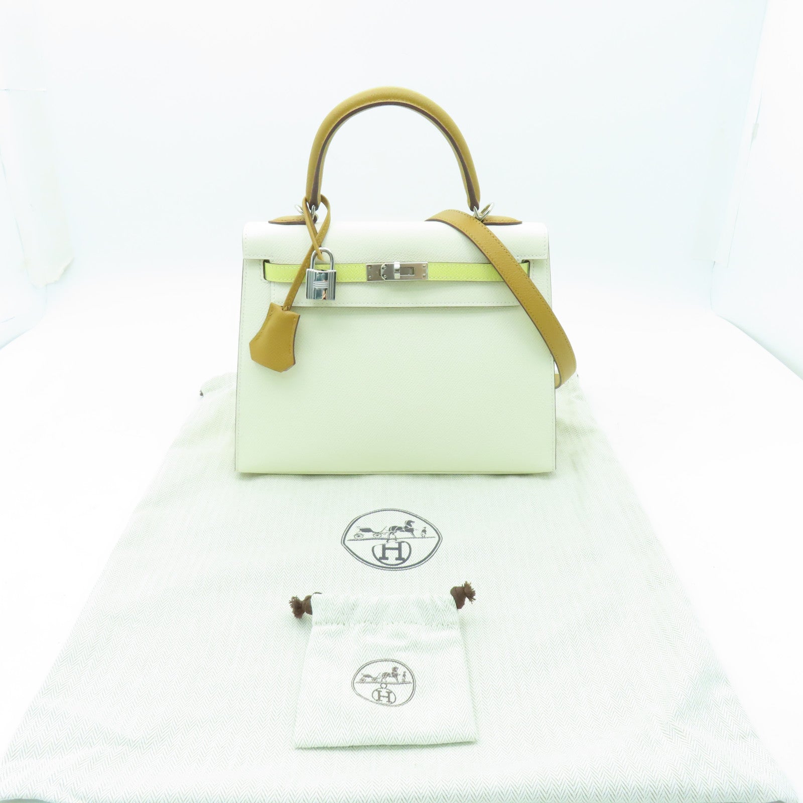 HERMES **【激減優惠】Epsom皮革Kelly 25銀扣手挽肩背兩用袋