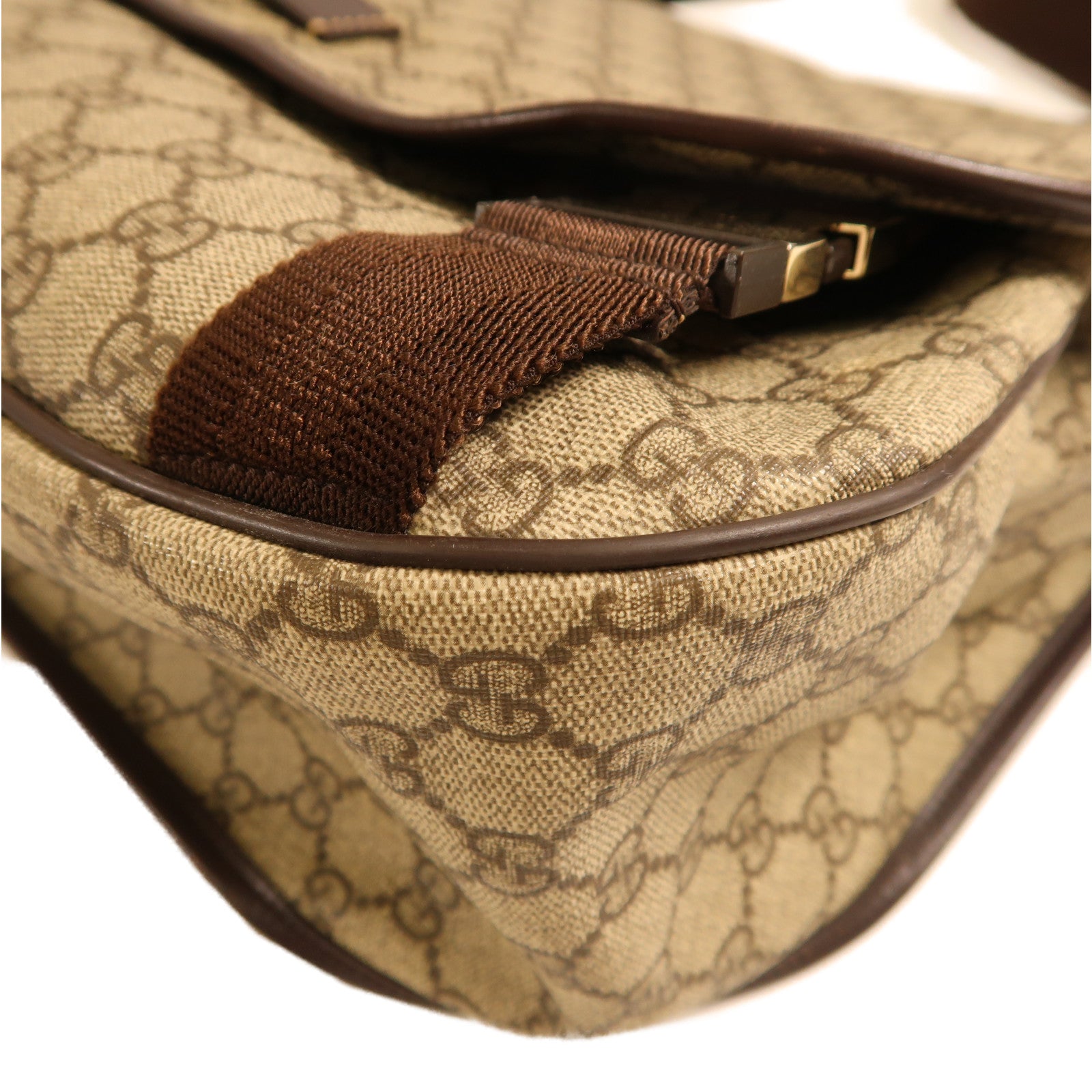 GUCCI 塗層帆布Messenger Bag金扣肩背袋米色