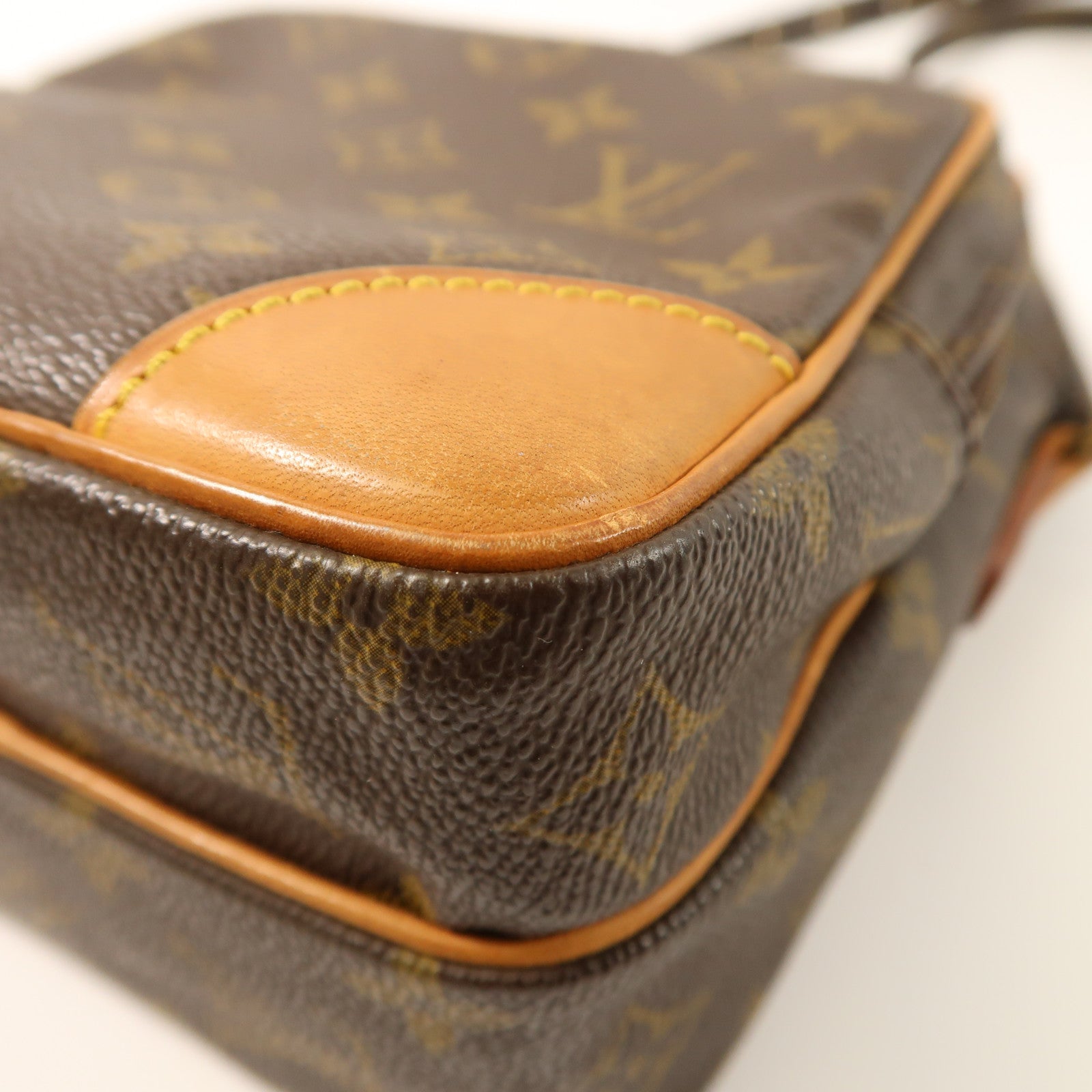 LOUIS VUITTON Monogram Amazon金扣肩背袋