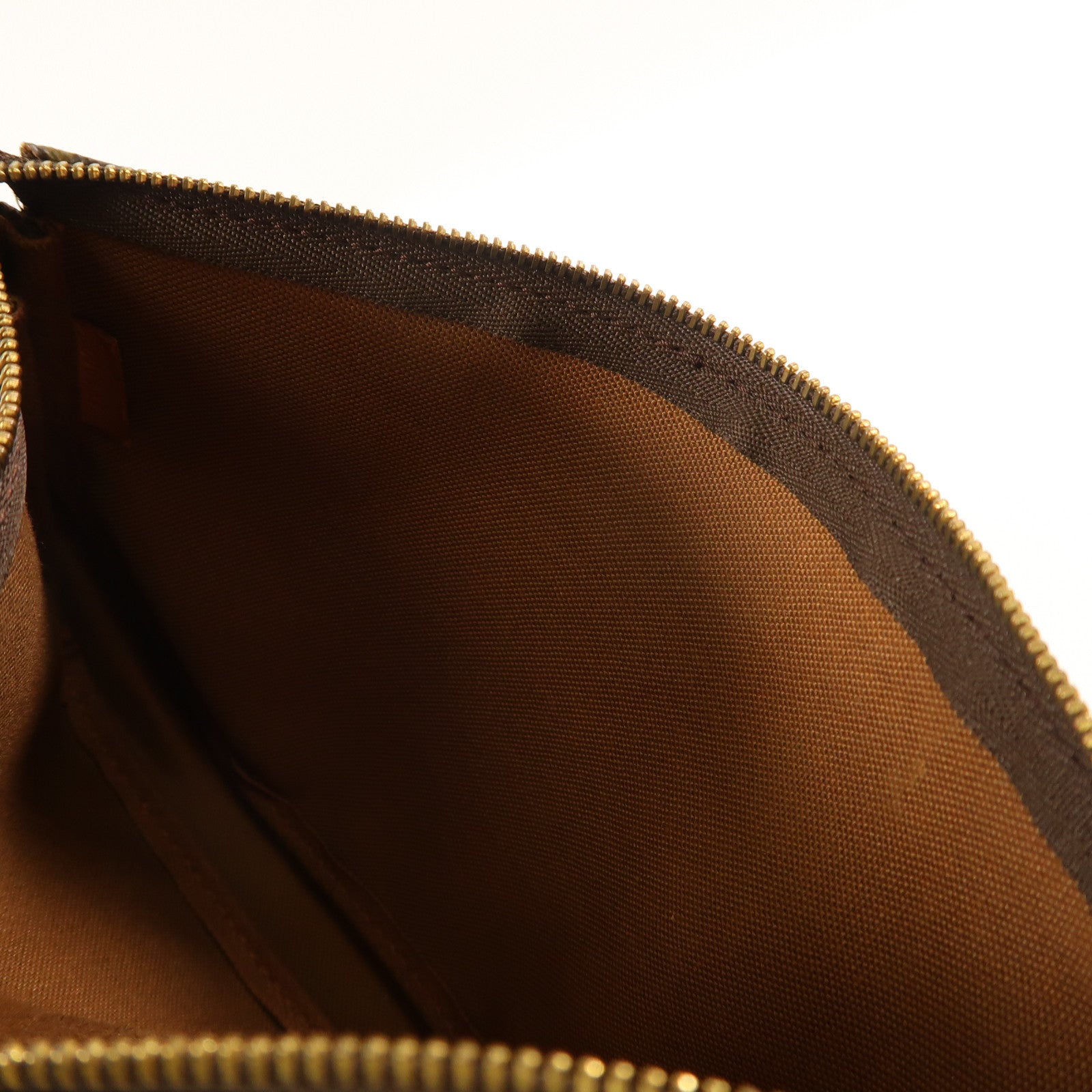 LOUIS VUITTON Monogram Pochette Accessoire金扣手拿包啡色