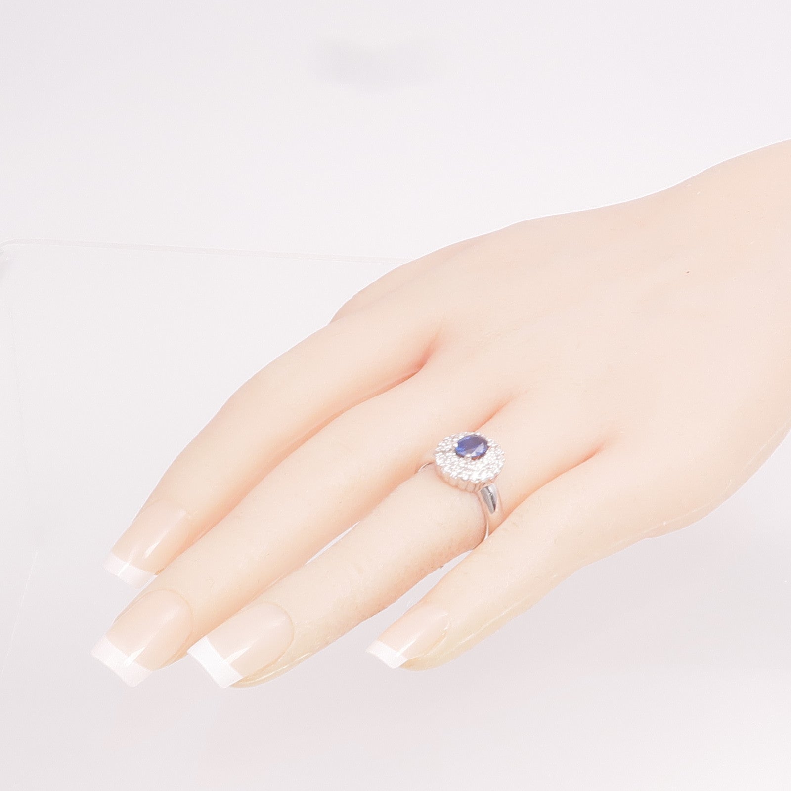 JEWELRY 【激減優惠】18K白金Sapphire Diamond Ring藍寶石/鑽石戒指US#6.5