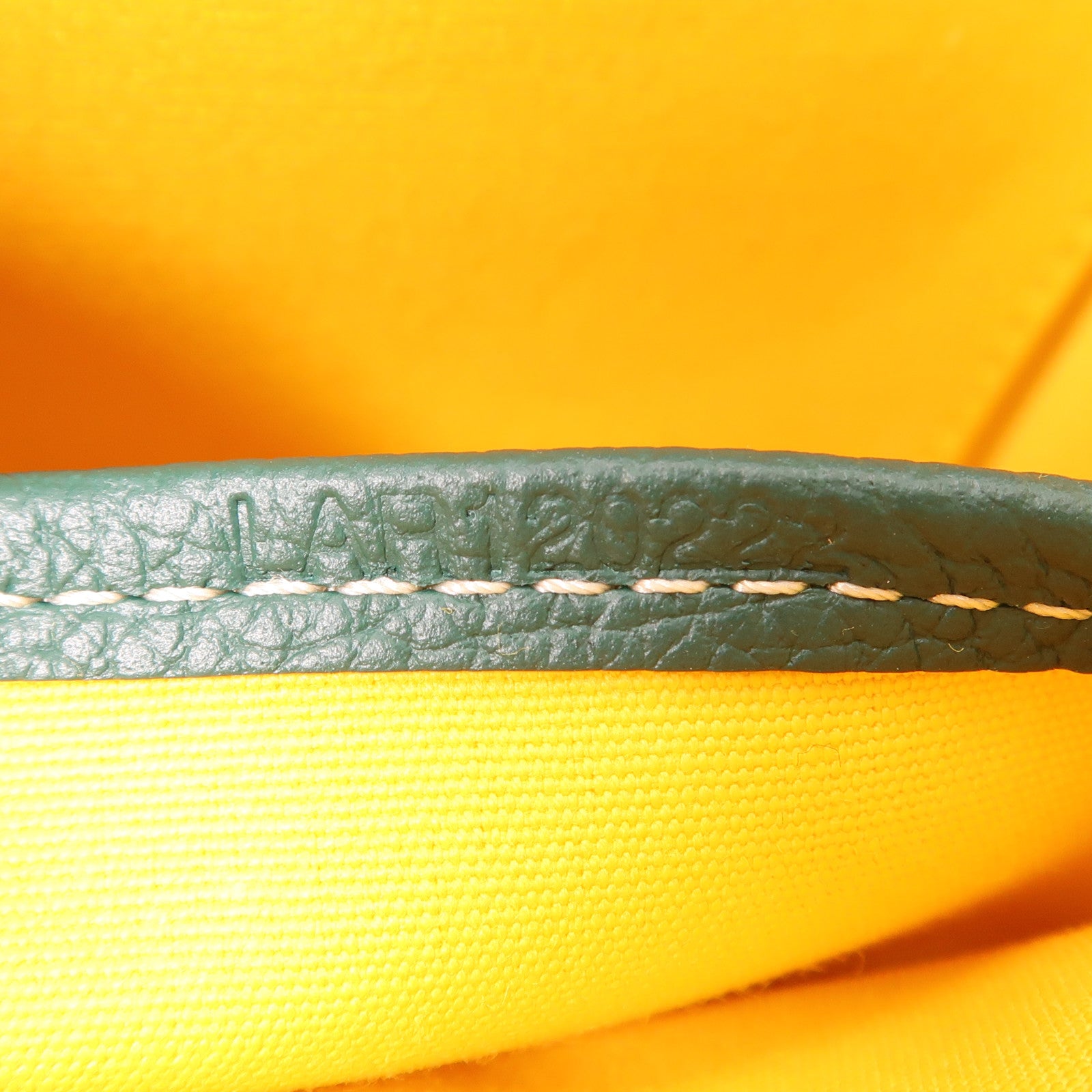 GOYARD 塗層帆布Belvedere PM銀扣肩背袋