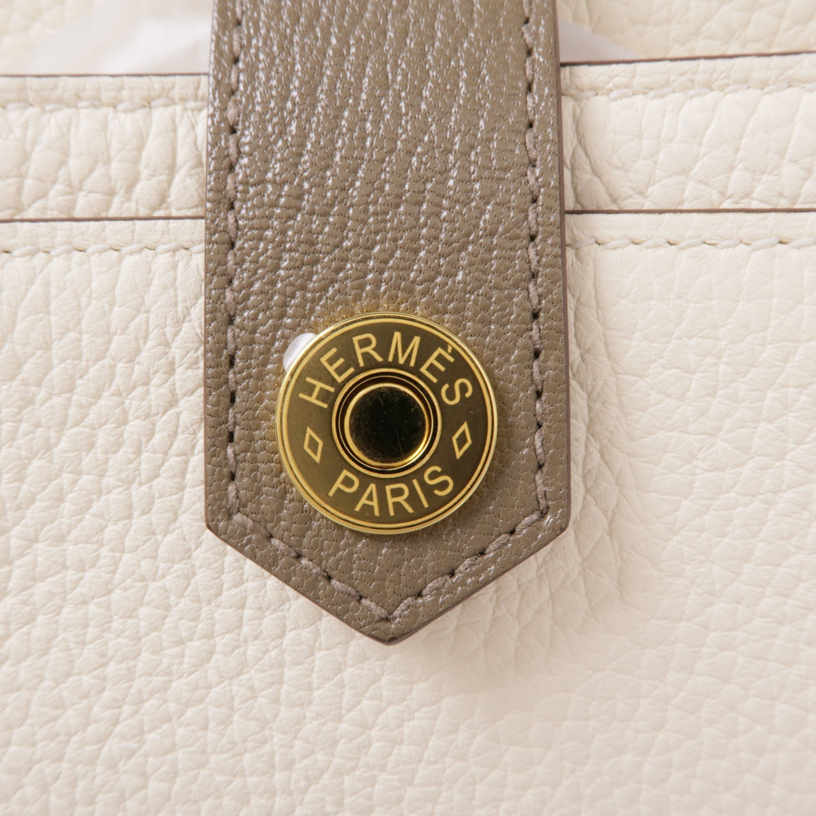 HERMES GHW Sac Saut Hermes 25 Shoulder Bag Taurillon Clemence Leather Nata