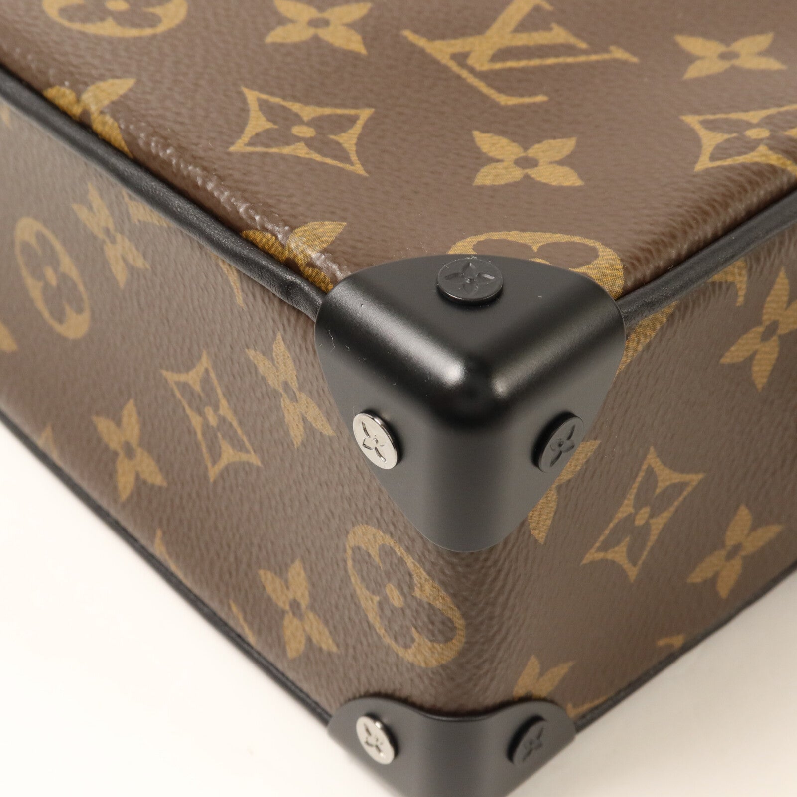 LOUIS VUITTON Monogram Solar Ray Mini Soft Trunk肩背袋