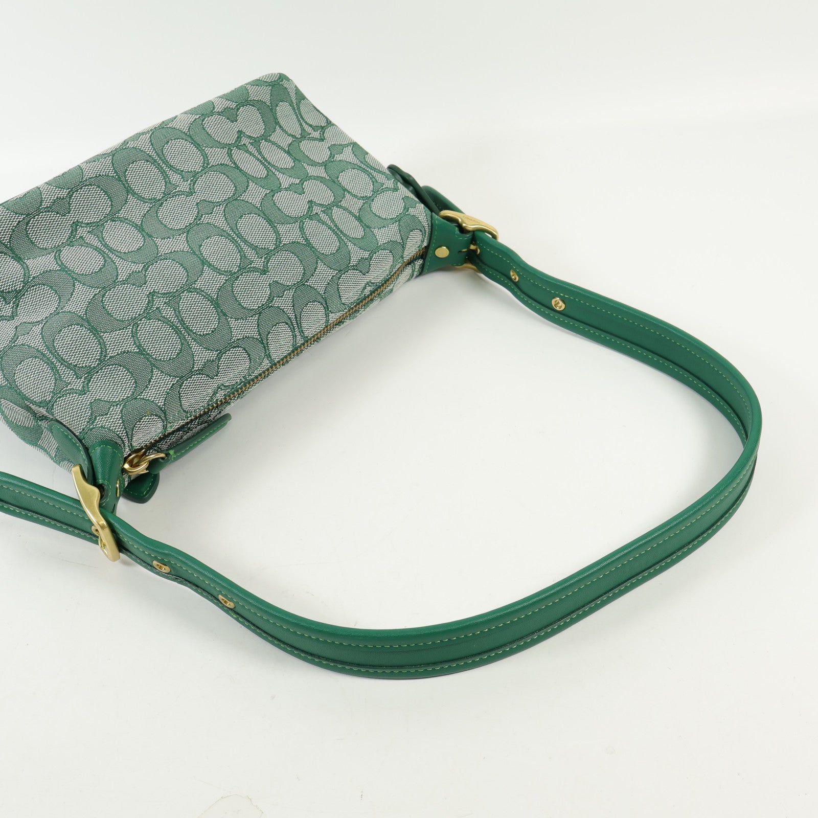 COACH 牛皮皮革Shoulder Bag金扣肩背袋