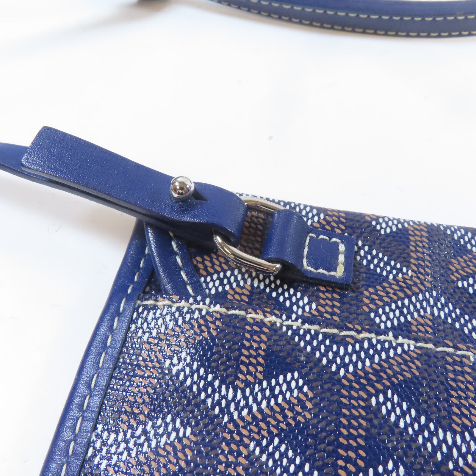 GOYARD 塗層帆布Ama Louis GM銀扣肩背袋深藍色