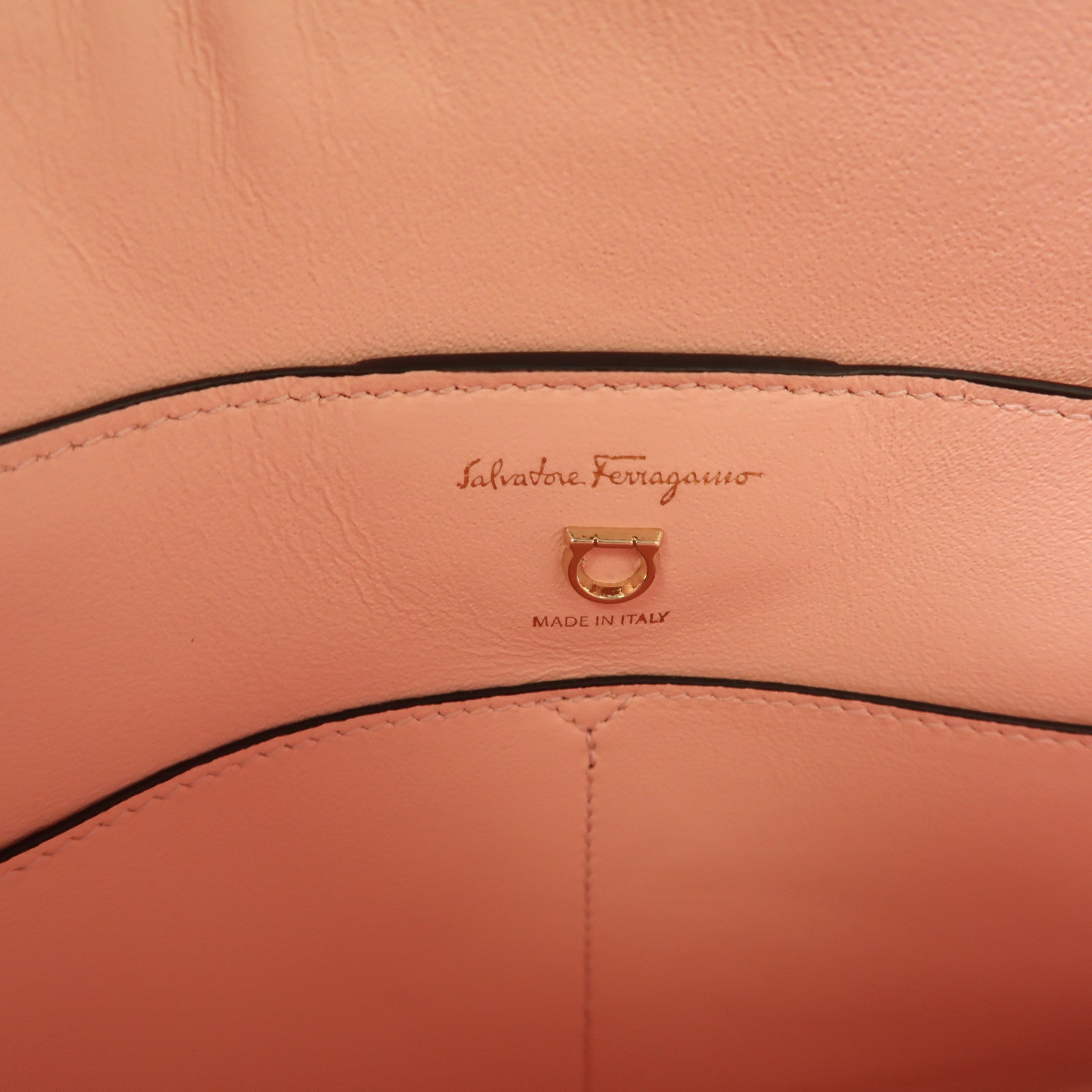 Salvatore Ferragamo 牛皮皮革Shoulder Bag金扣手挽肩背兩用袋粉紅色/黑色