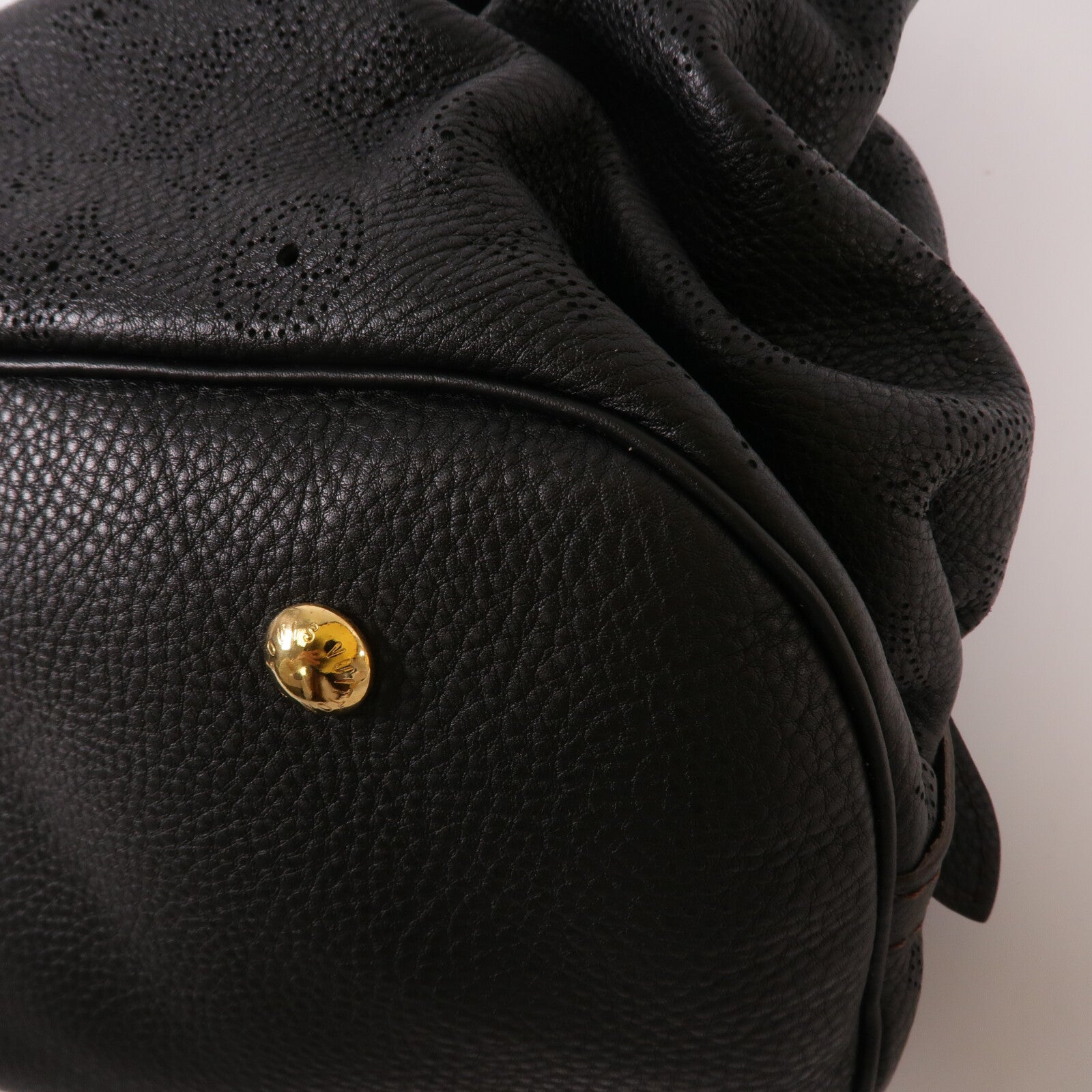 LOUIS VUITTON Mahina Mahina XL肩背袋