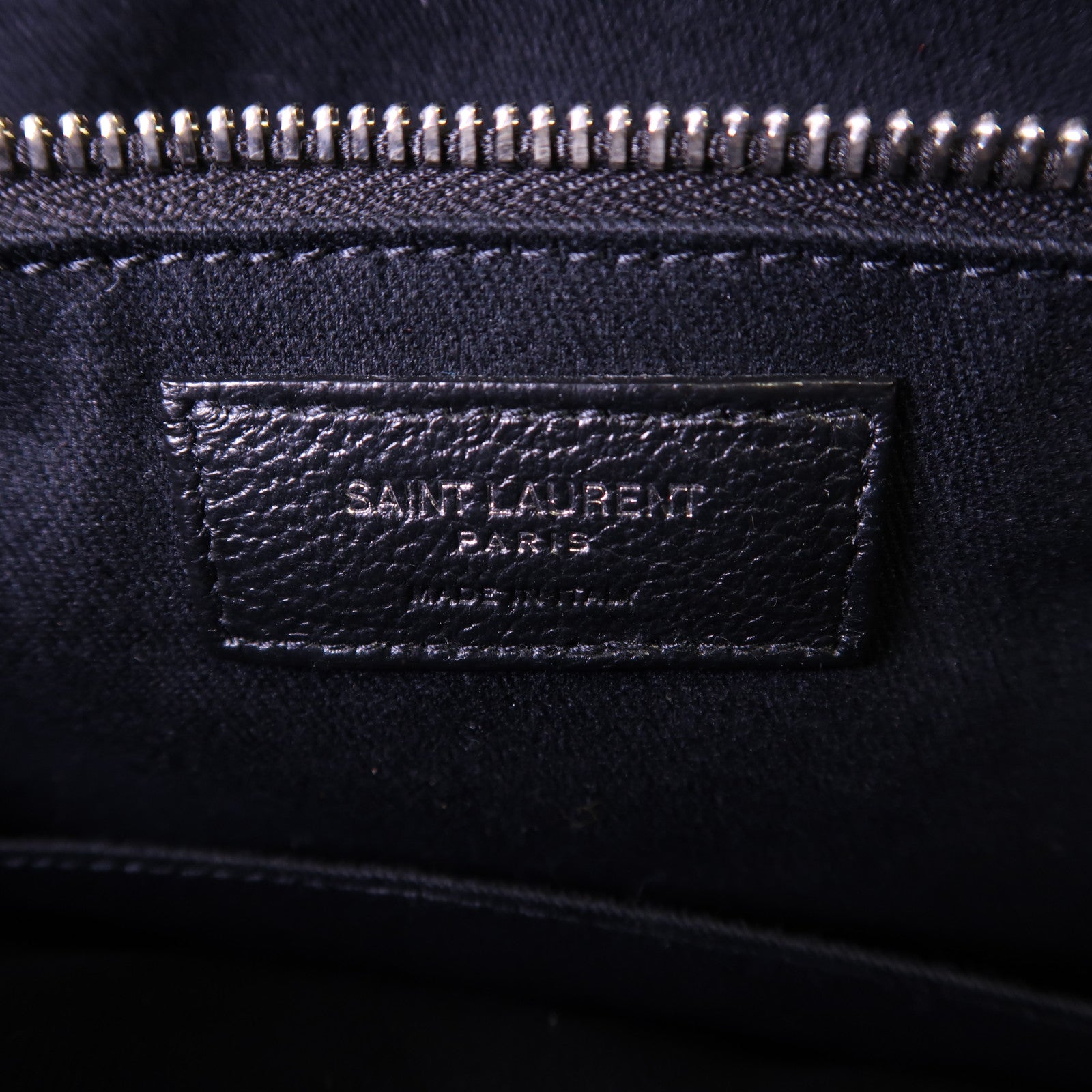 YVES SAINT LAURENT 牛皮皮革Shoulder Tote銀扣肩背袋/手挽袋
