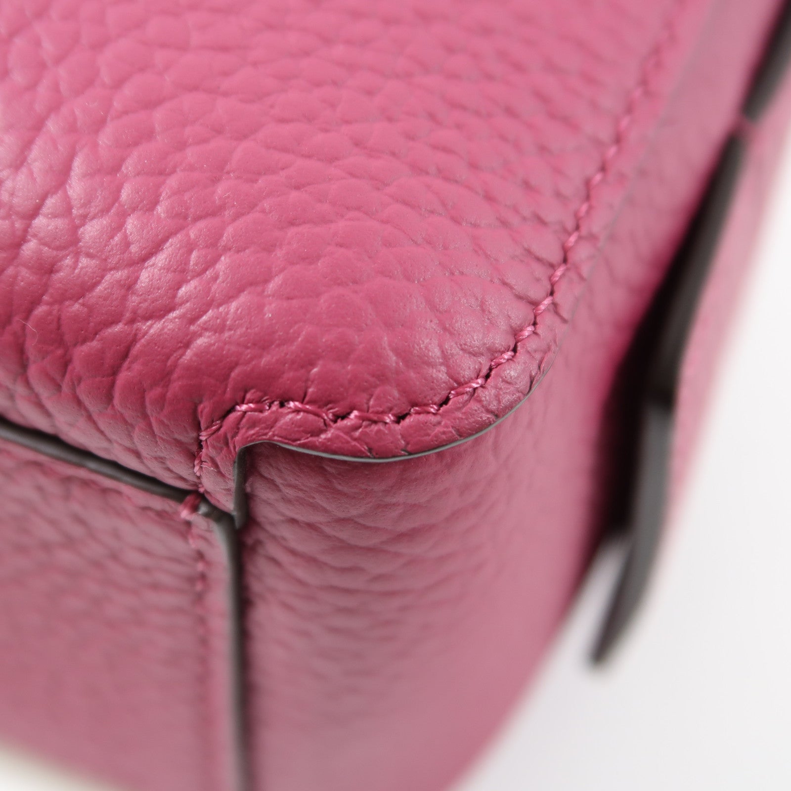 Delvaux 牛皮皮革Delvaux Cool Box Nano金扣手挽肩背兩用袋紅色