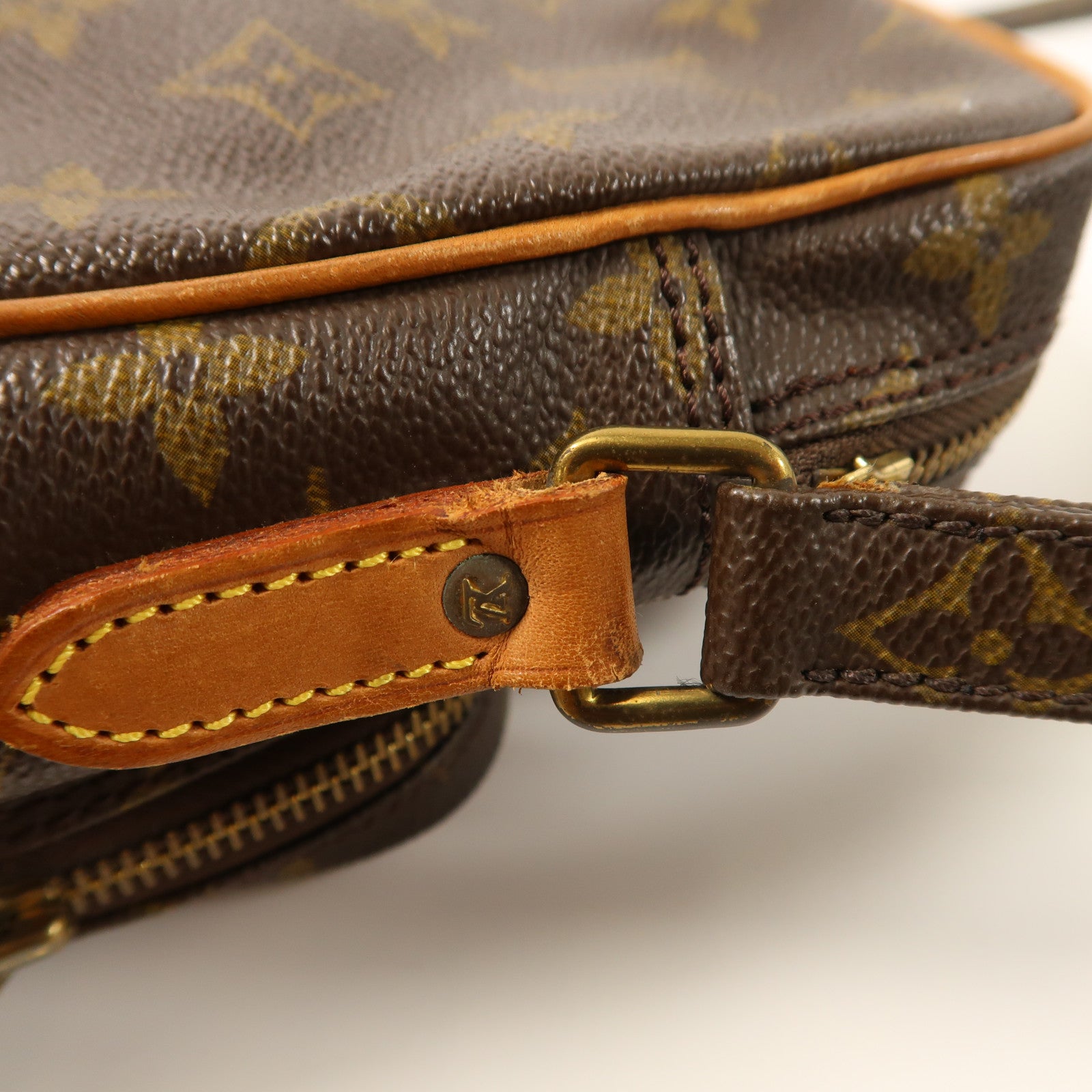 LOUIS VUITTON Monogram Amazon金扣肩背袋