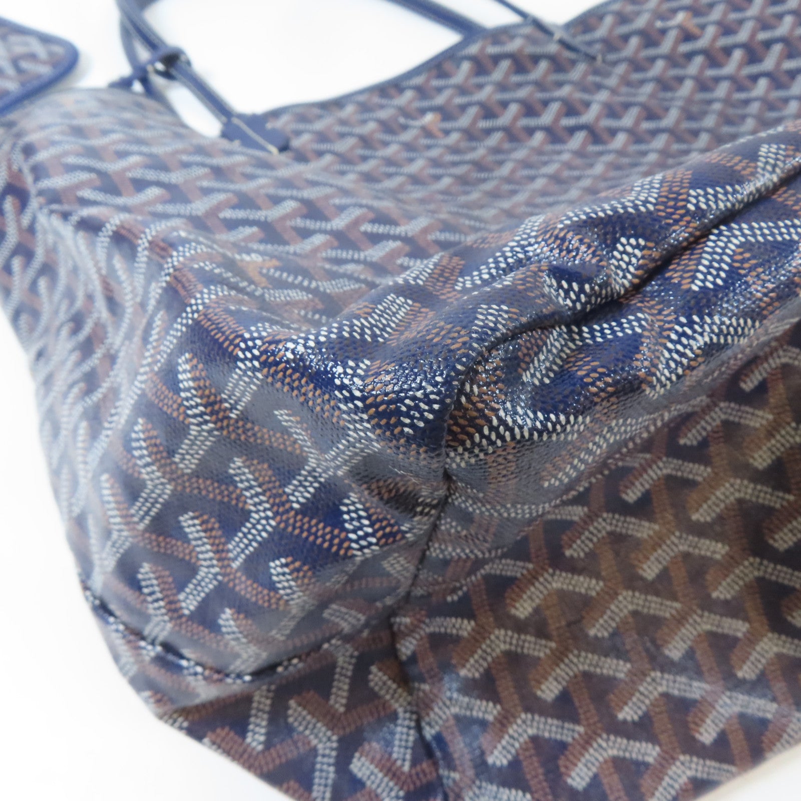 GOYARD 塗層帆布Ama Louis GM銀扣肩背袋深藍色