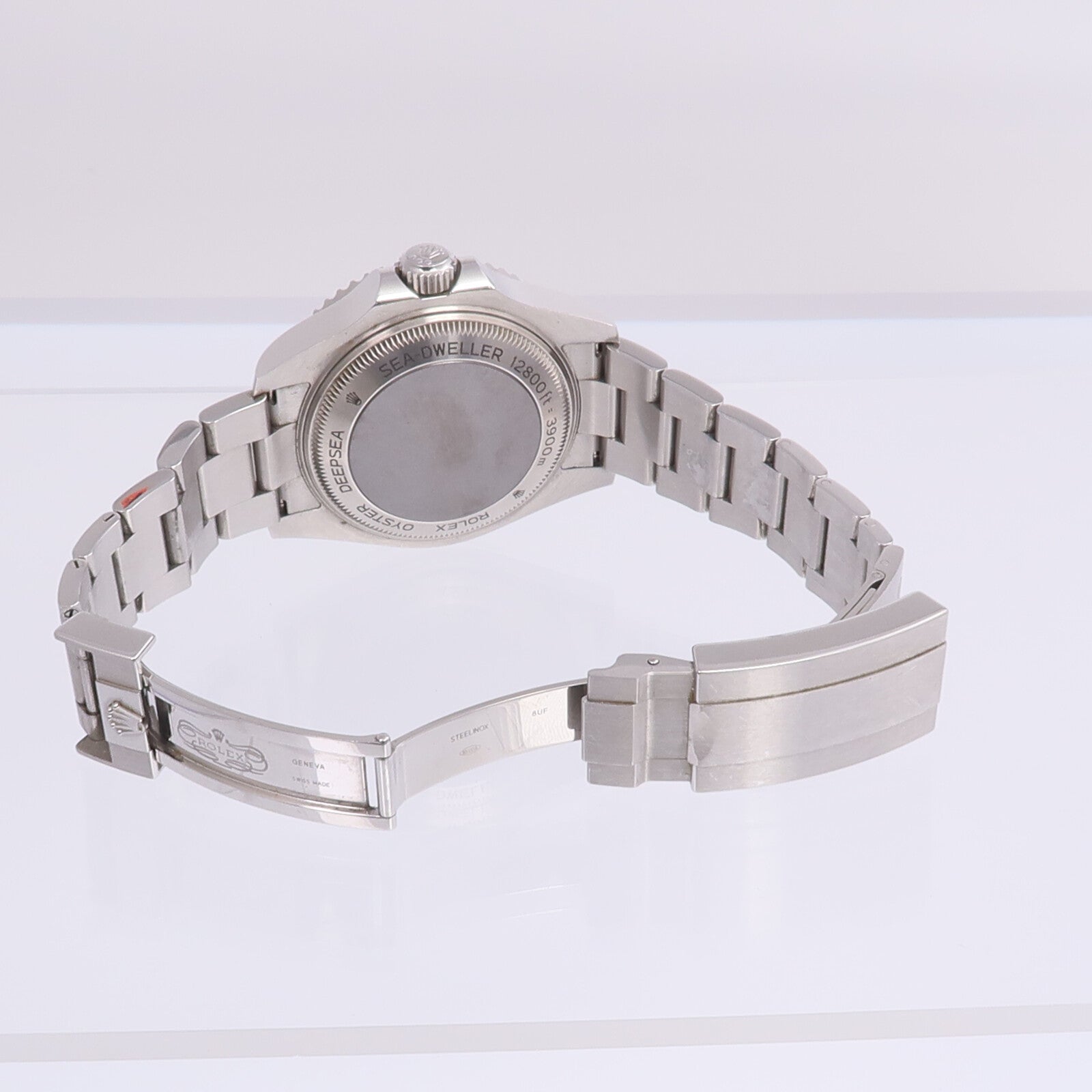 ROLEX Sea-Dweller 126660